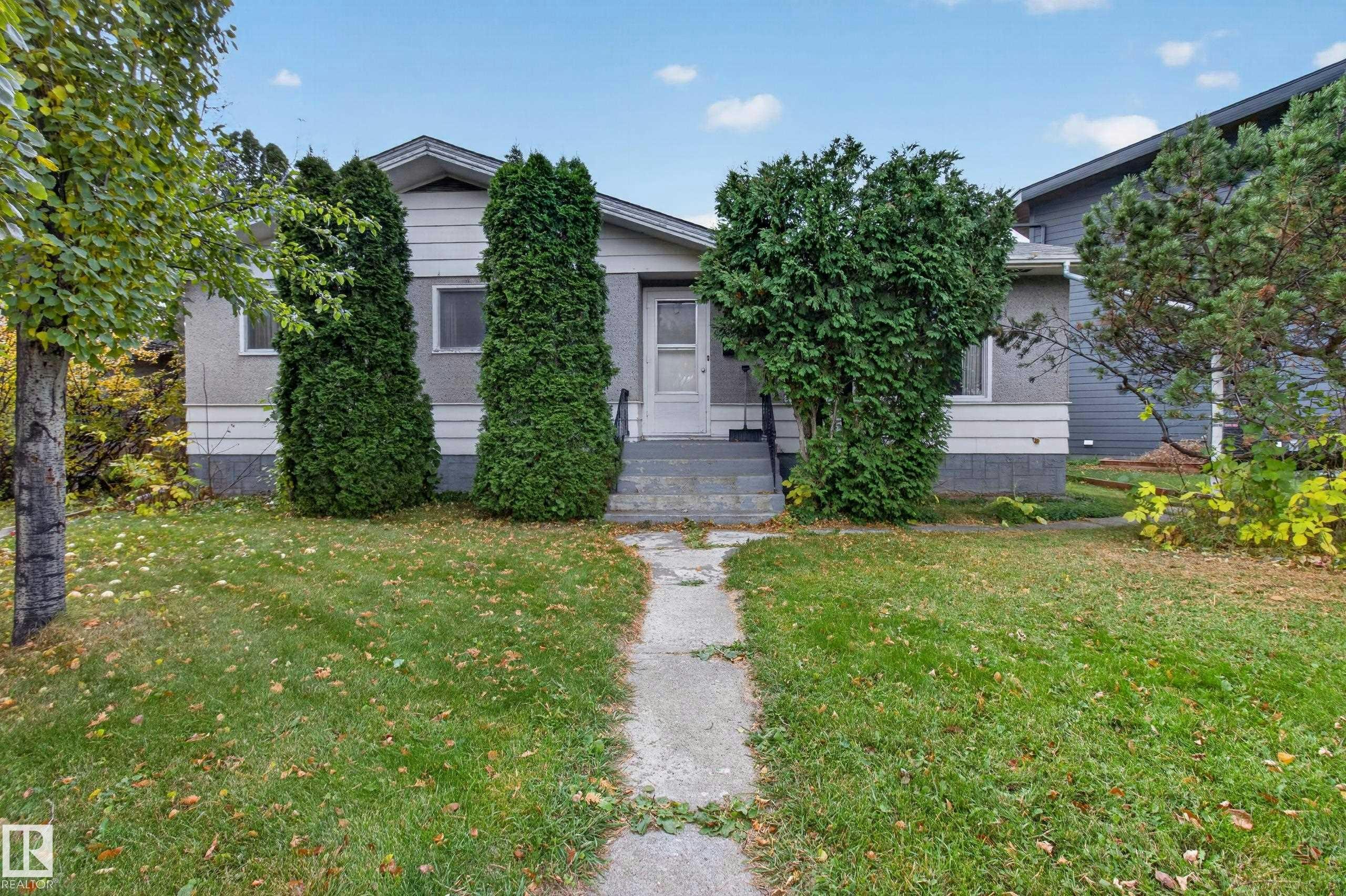 6321 104 Avenue, Edmonton, AB, T6A 0X9