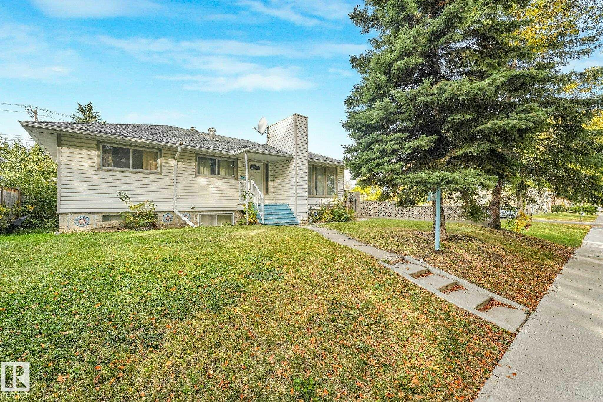 11716 130 Street, Edmonton, AB, T5M 1A8