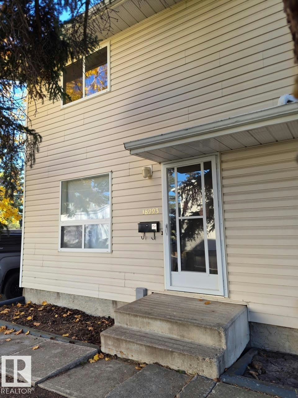 18223 74 Avenue, Edmonton, AB, T5T 2G6