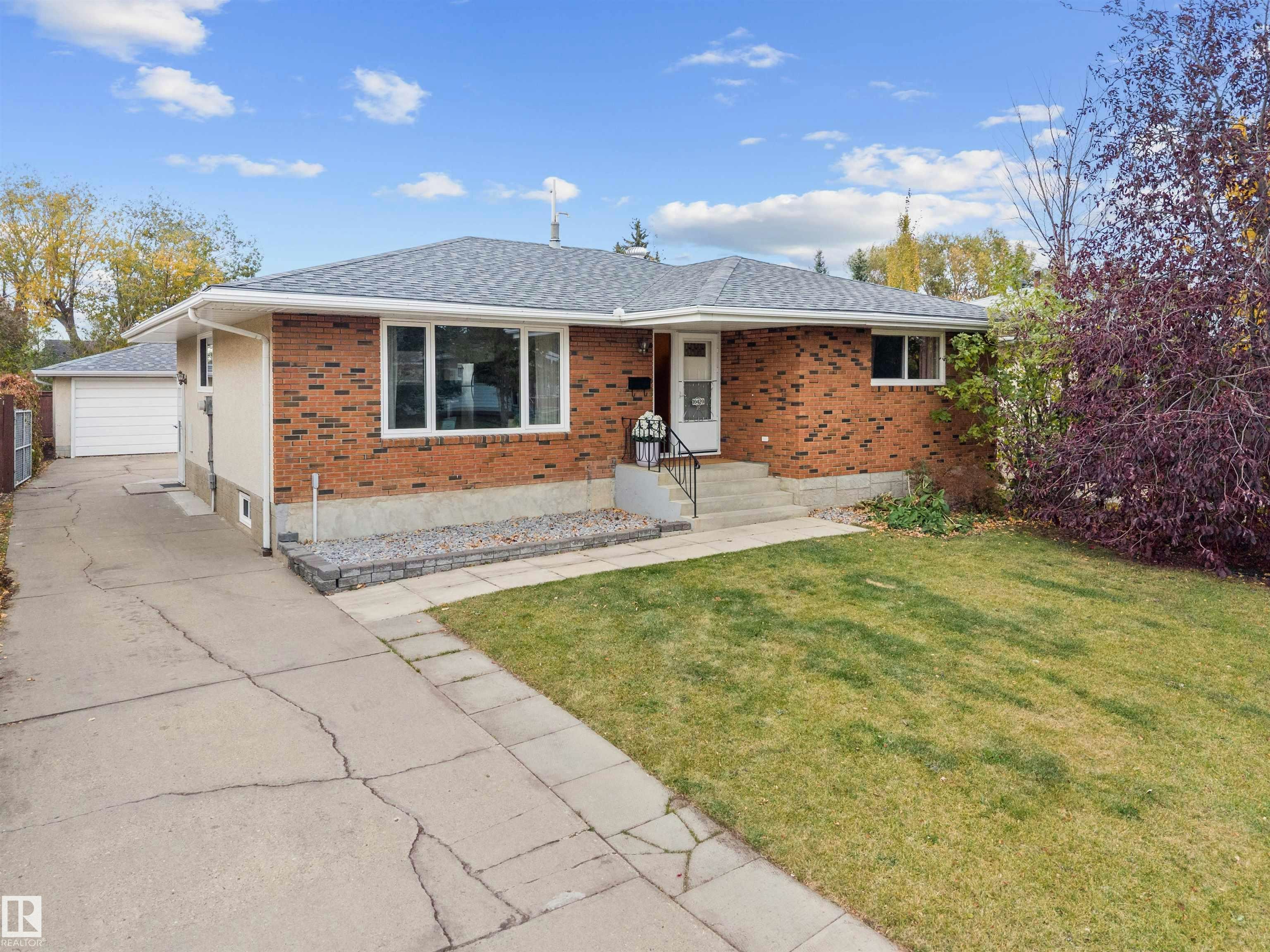 10420 36a Avenue, Edmonton, AB, T6J 2H6