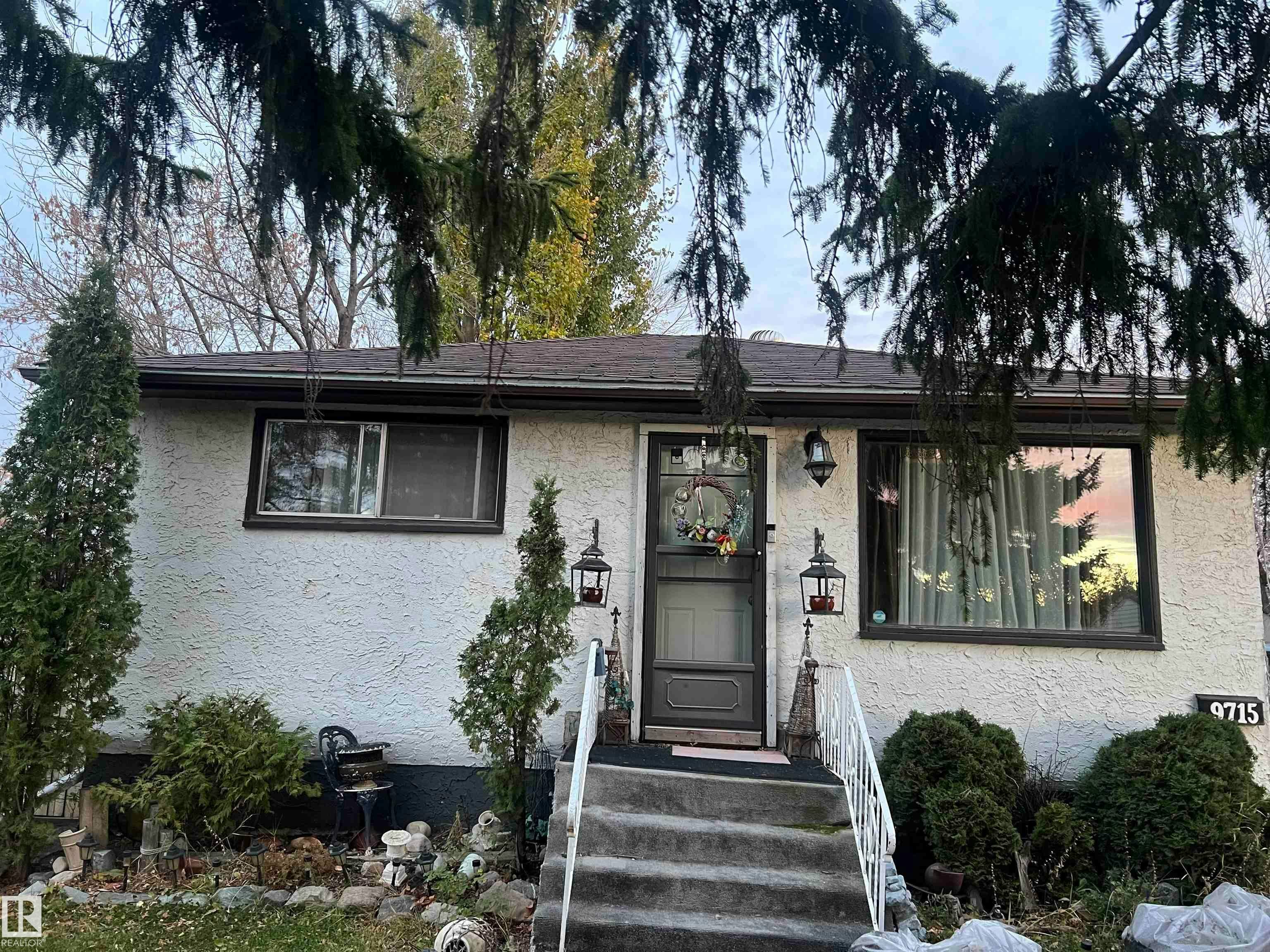 9715 161 Street, Edmonton, AB, T5P 3H3