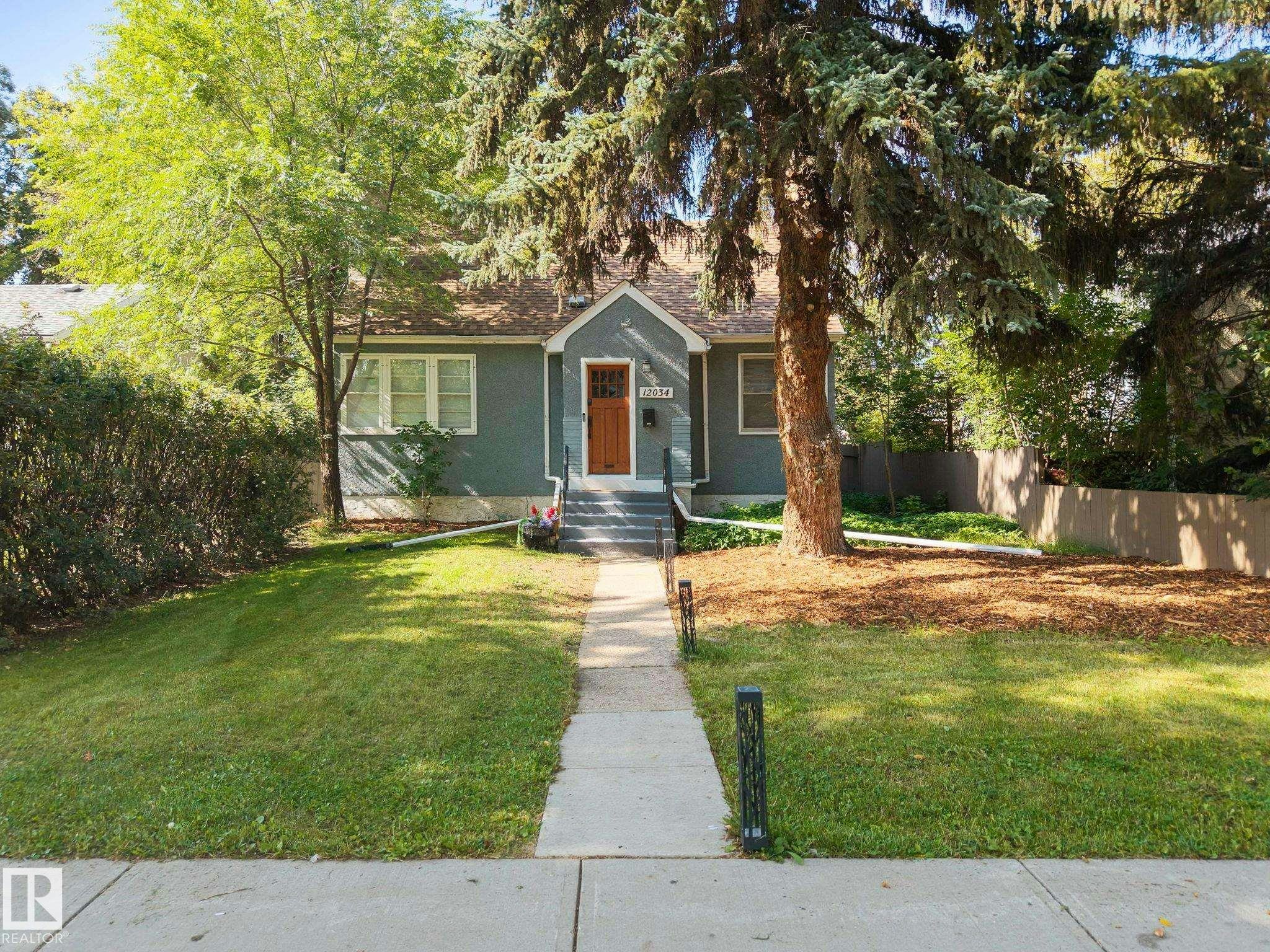 12034 104 Street, Edmonton, AB, T5G 2L4