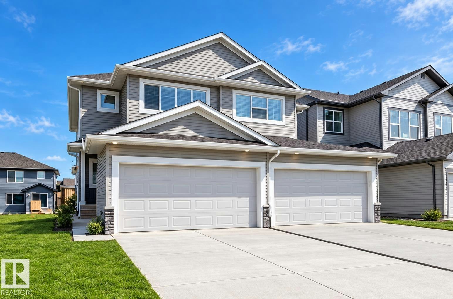 262 39a Avenue, Edmonton, AB, T6T 2K3
