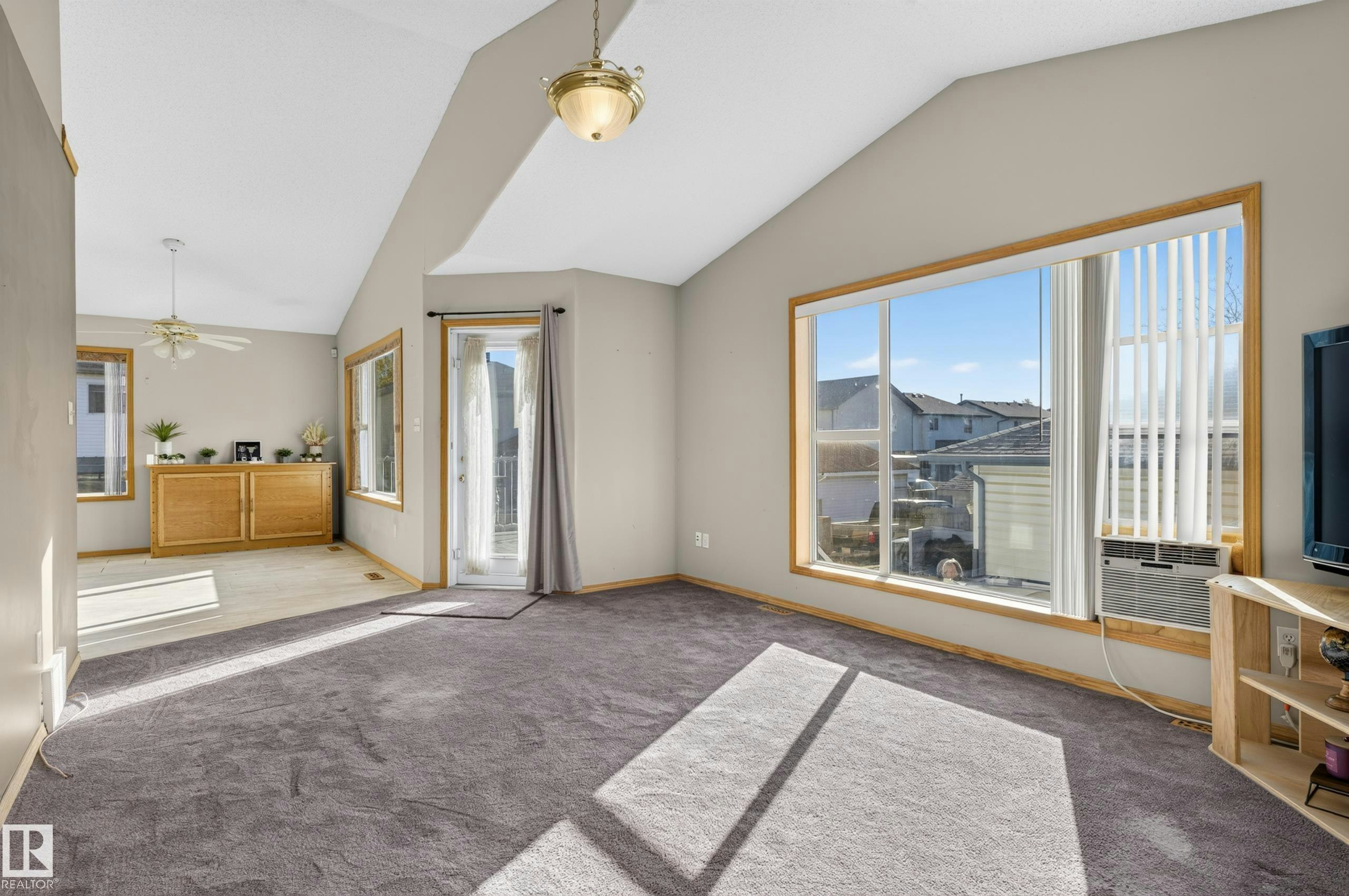 4615 151 Avenue, Edmonton, AB, T5Y 3A1 - 16