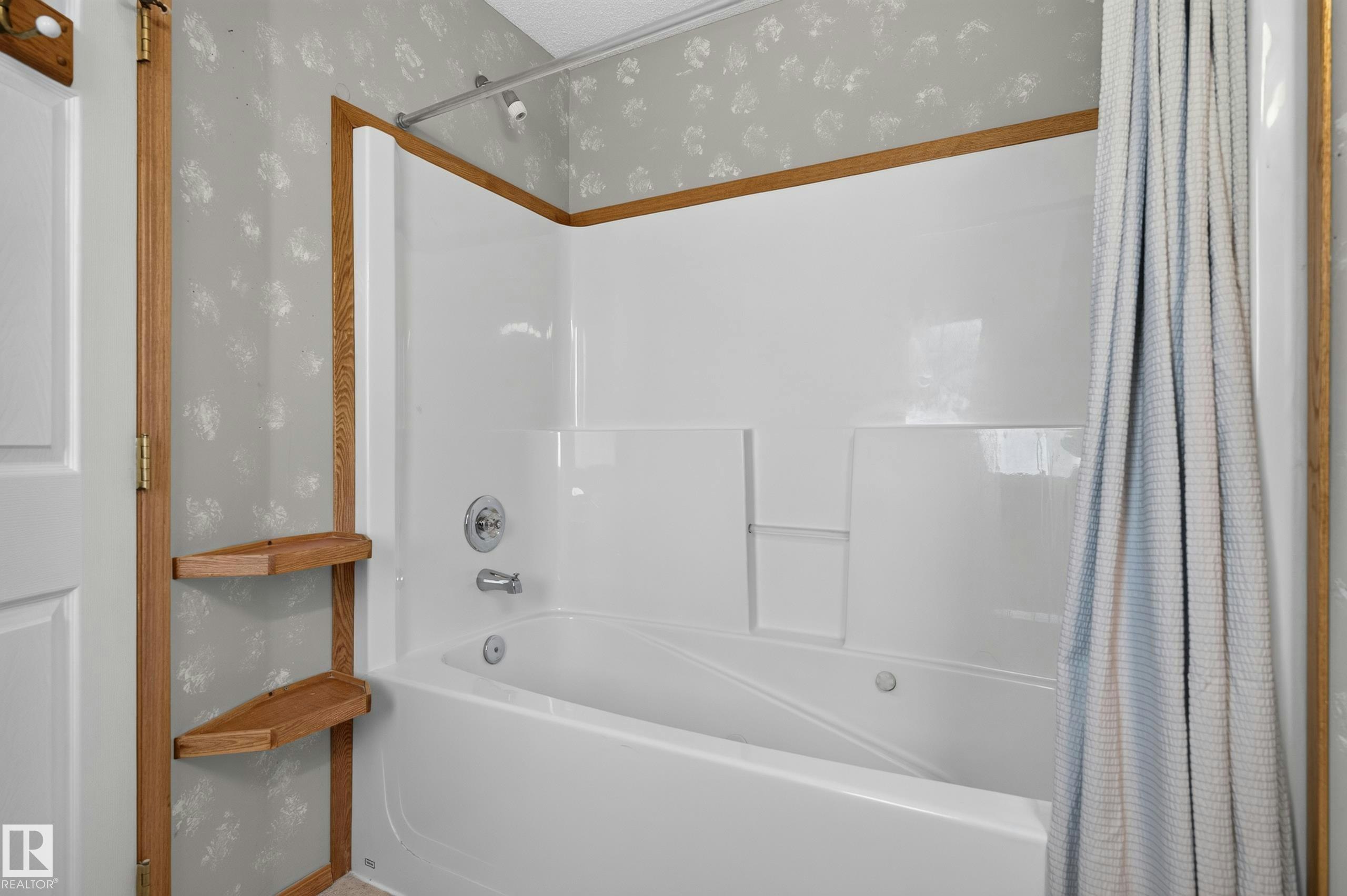 4615 151 Avenue, Edmonton, AB, T5Y 3A1 - 34