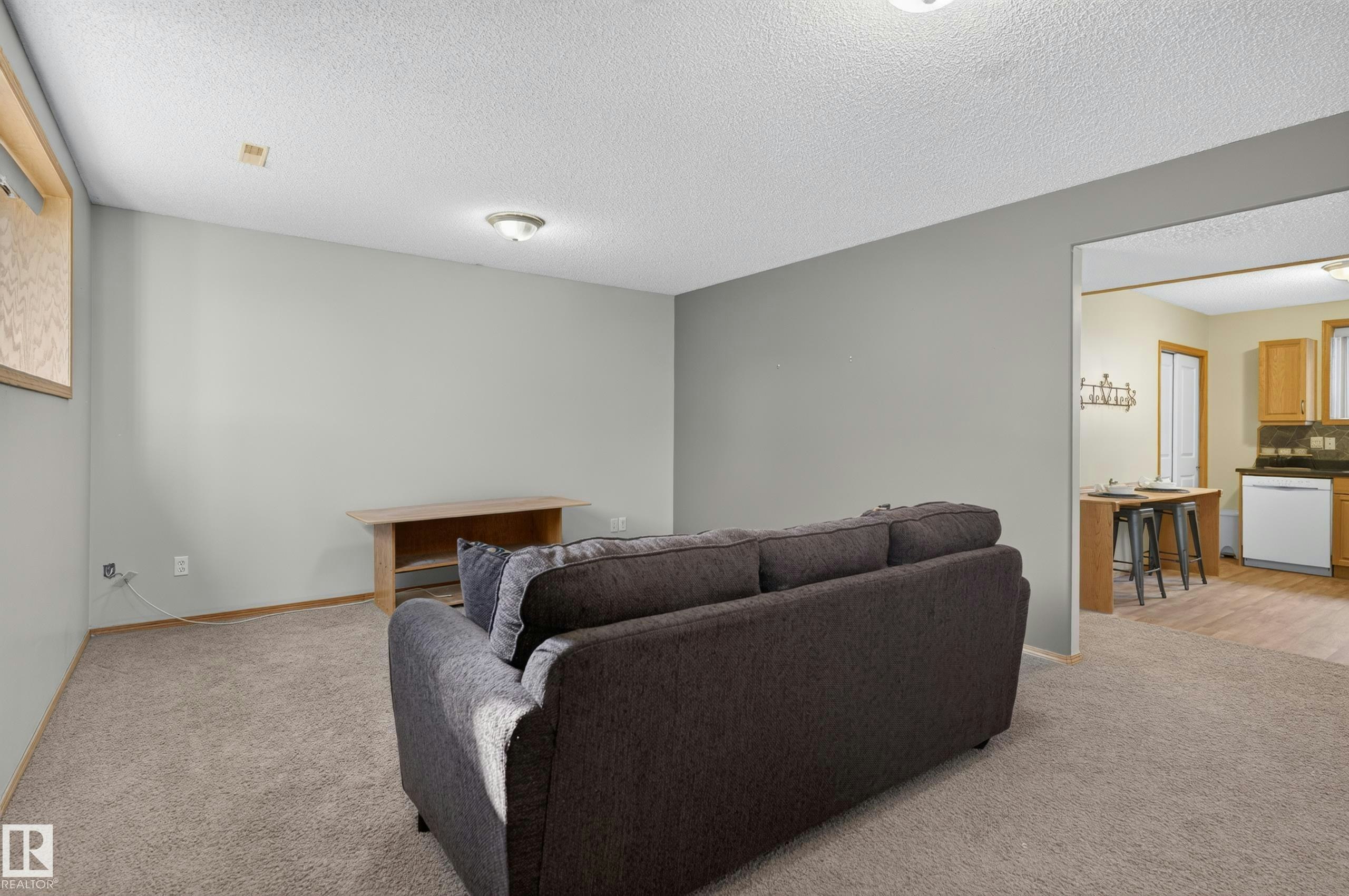 4615 151 Avenue, Edmonton, AB, T5Y 3A1 - 38