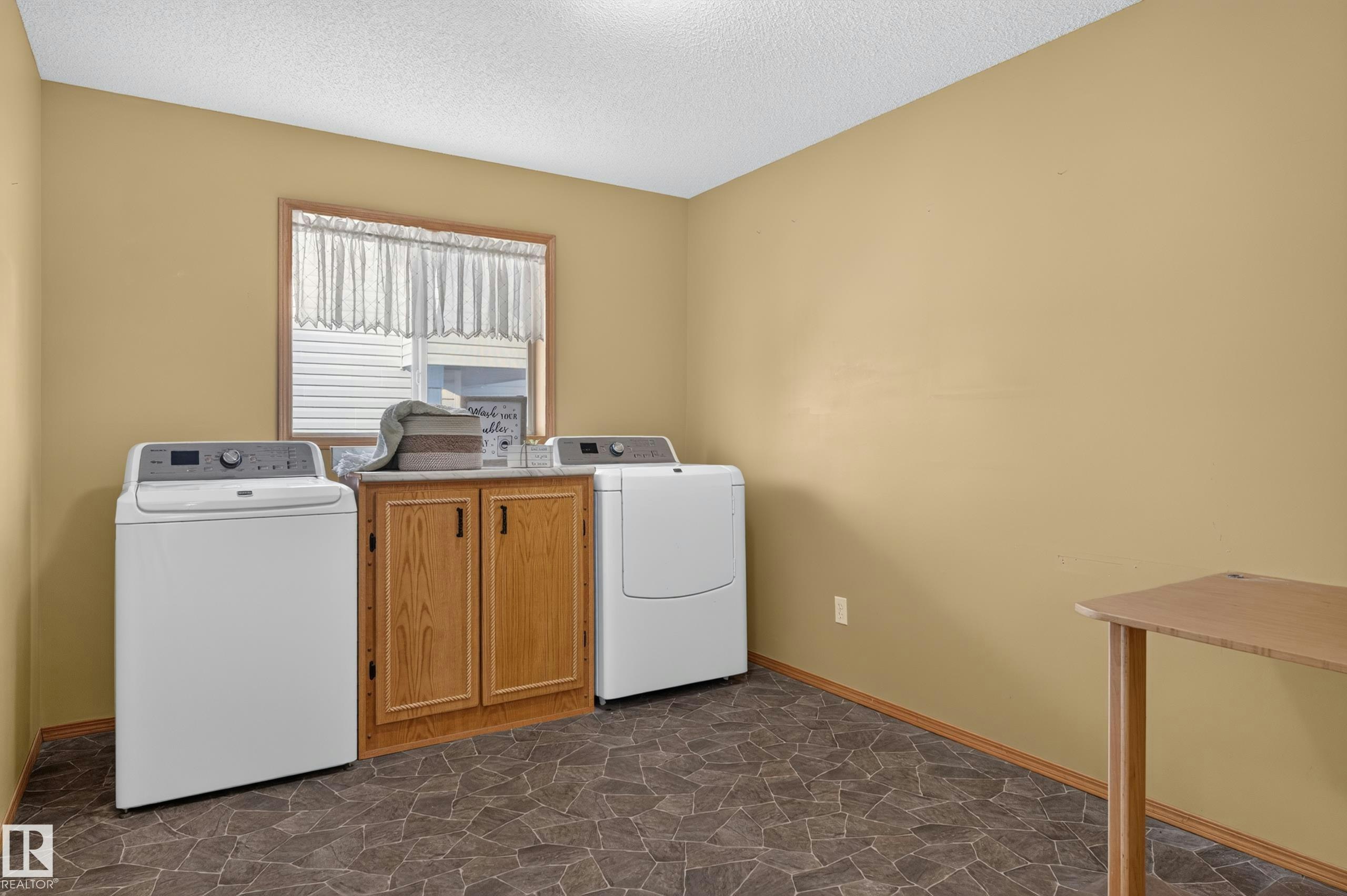 4615 151 Avenue, Edmonton, AB, T5Y 3A1 - 19