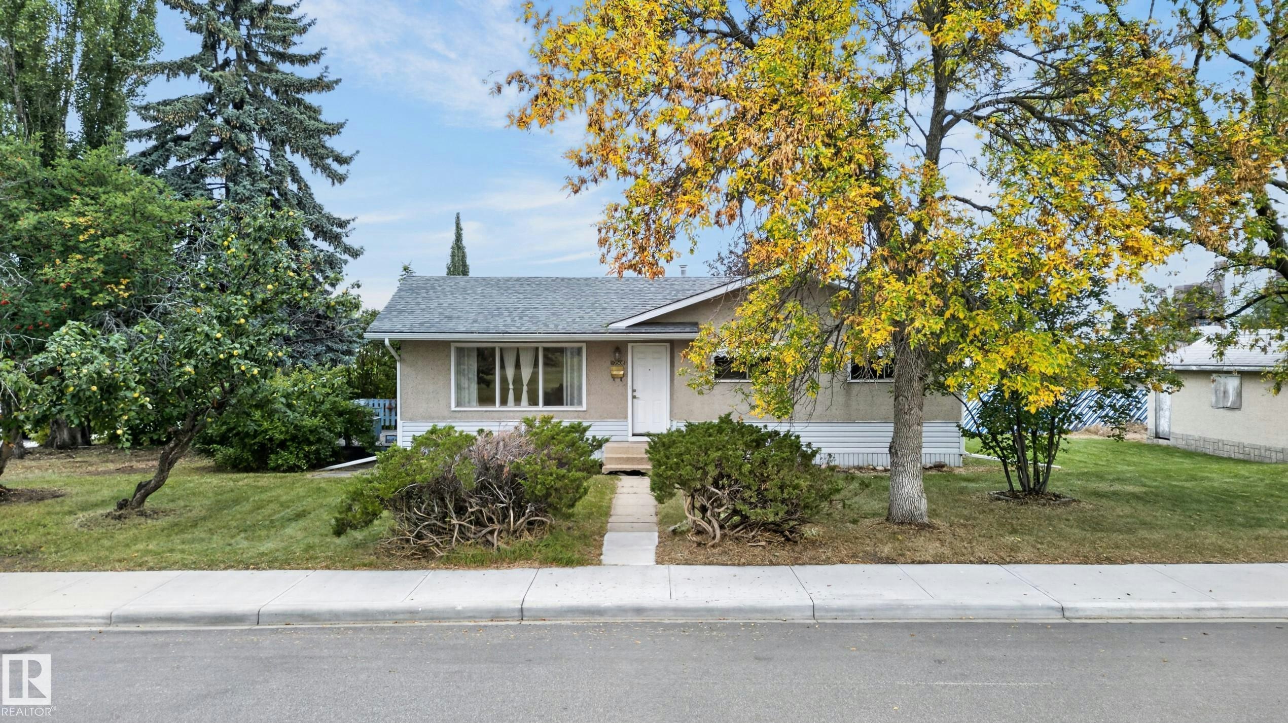 10508 60a Avenue, Edmonton, AB, T6H 1K2