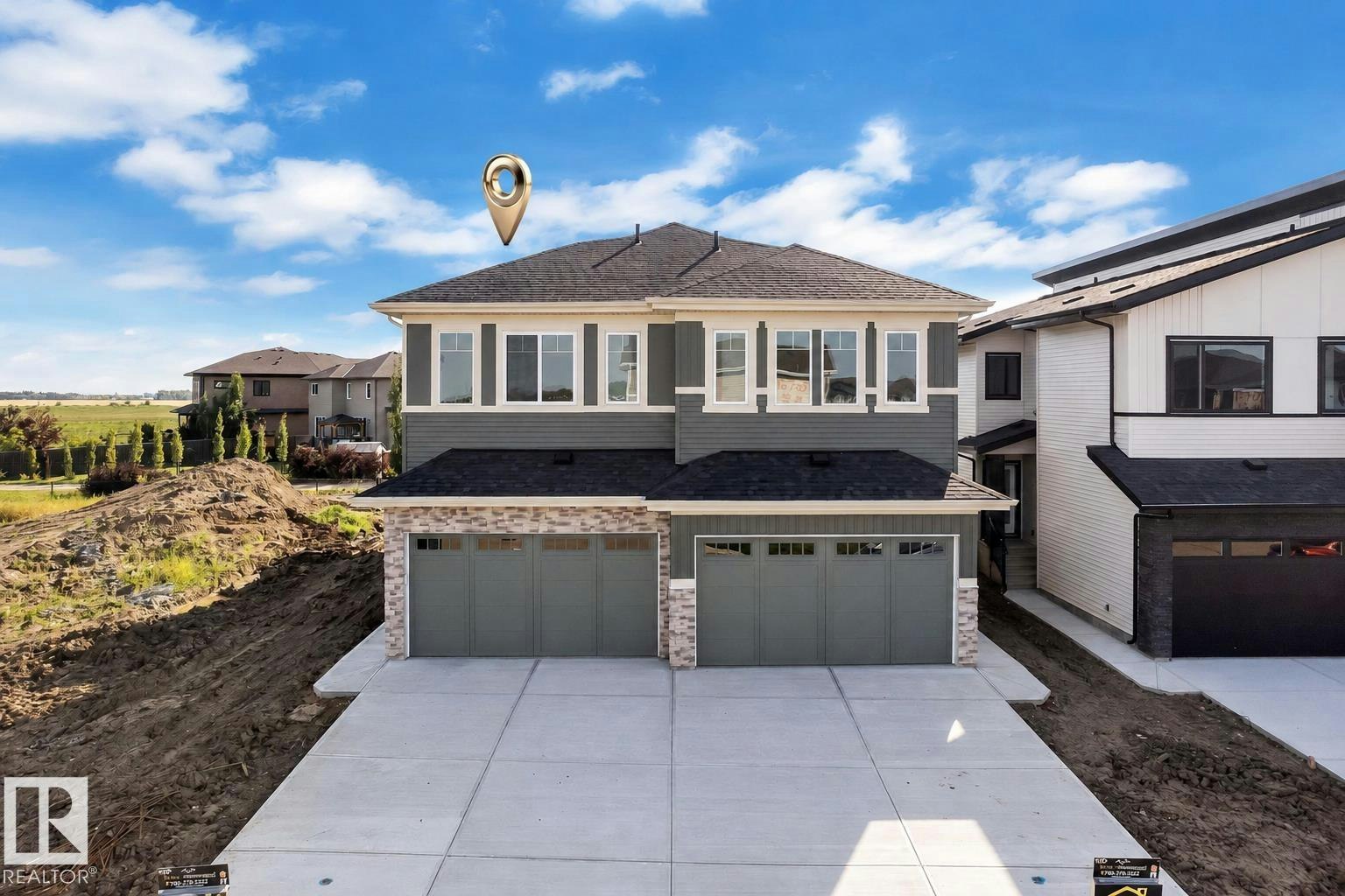10711 98 Street, Morinville, AB, T8R 2R2