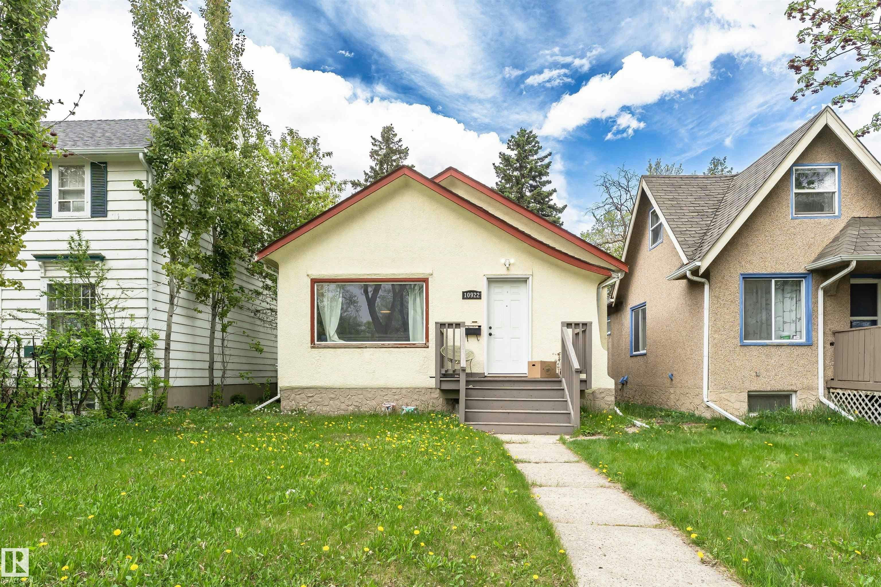 10922 84 Avenue, Edmonton, AB, T6G 0V4