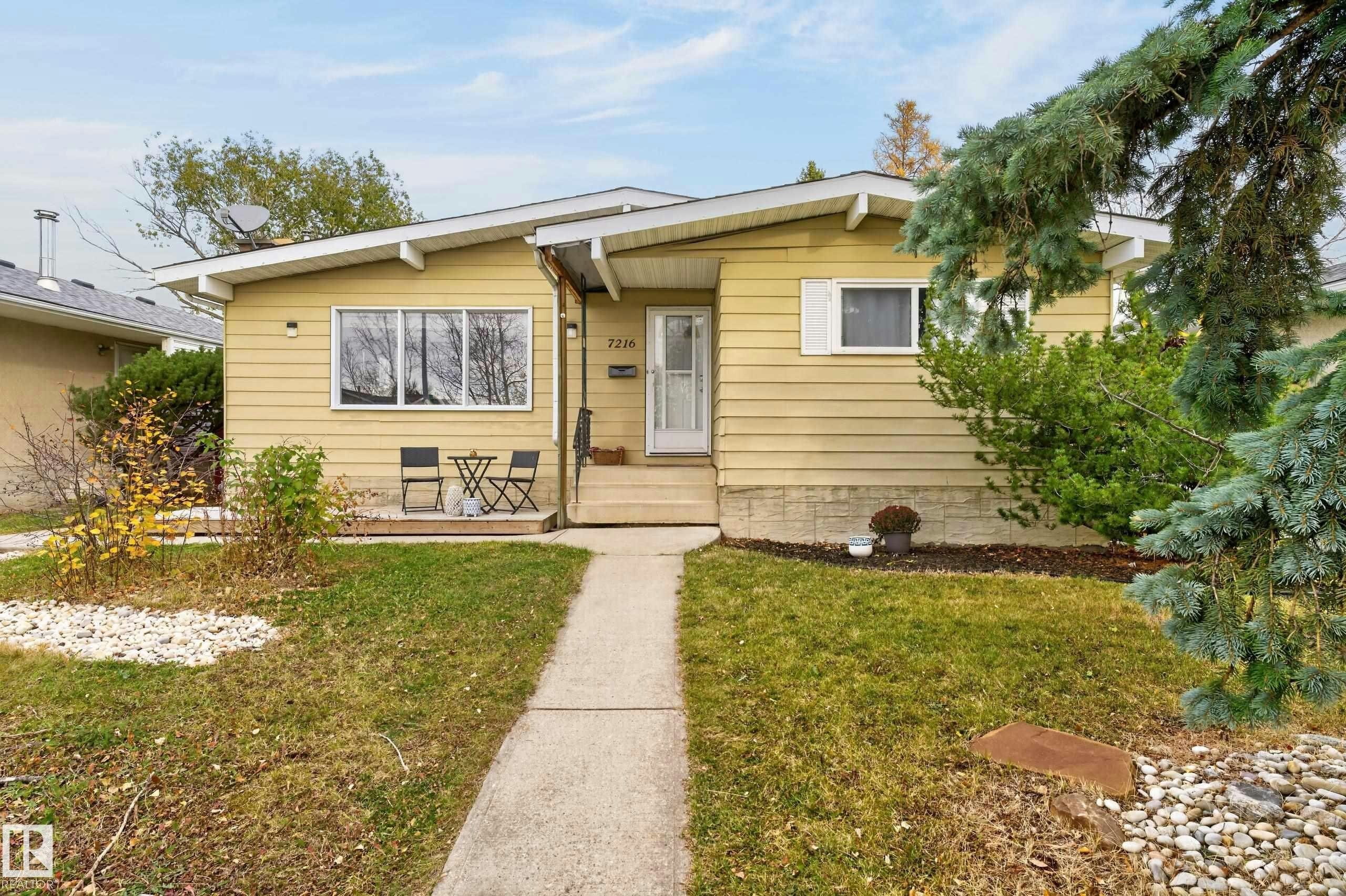 7216 44 Avenue NW, Edmonton, AB, T6K 0V3