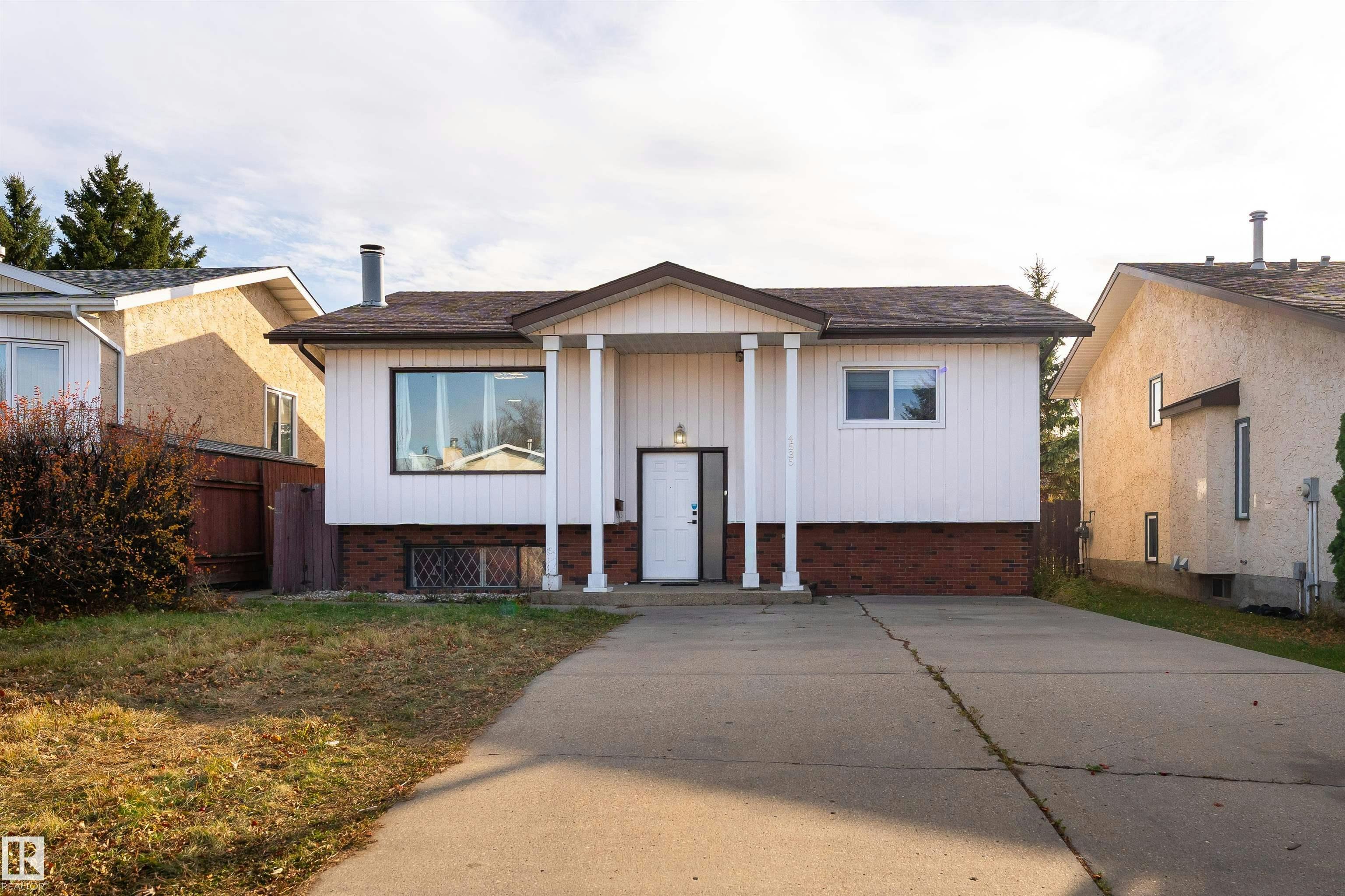 4535 30 Avenue, Edmonton, AB, T6L 4S6