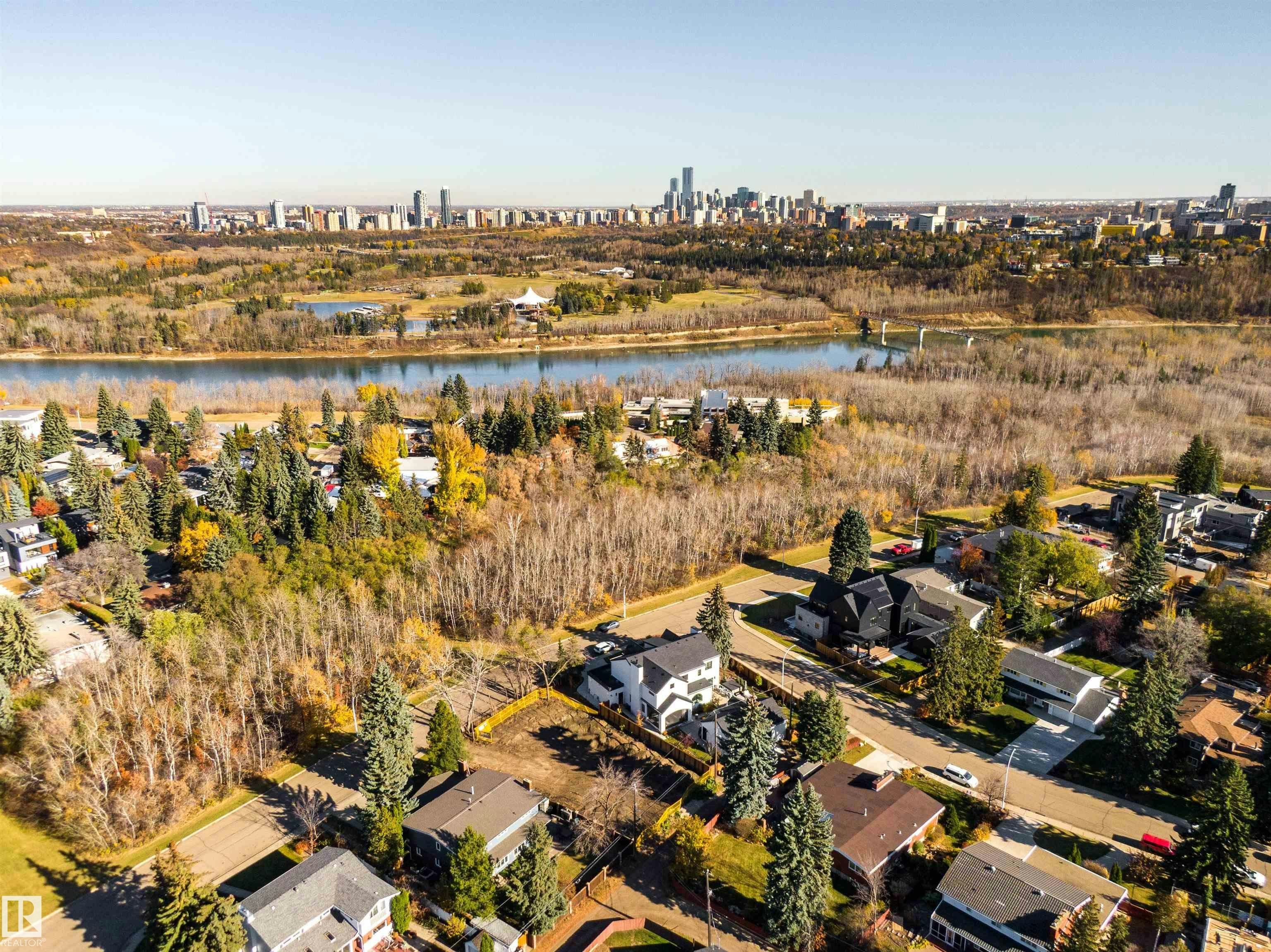 50 Valleyview Crescent, Edmonton, AB, T5R 5S8