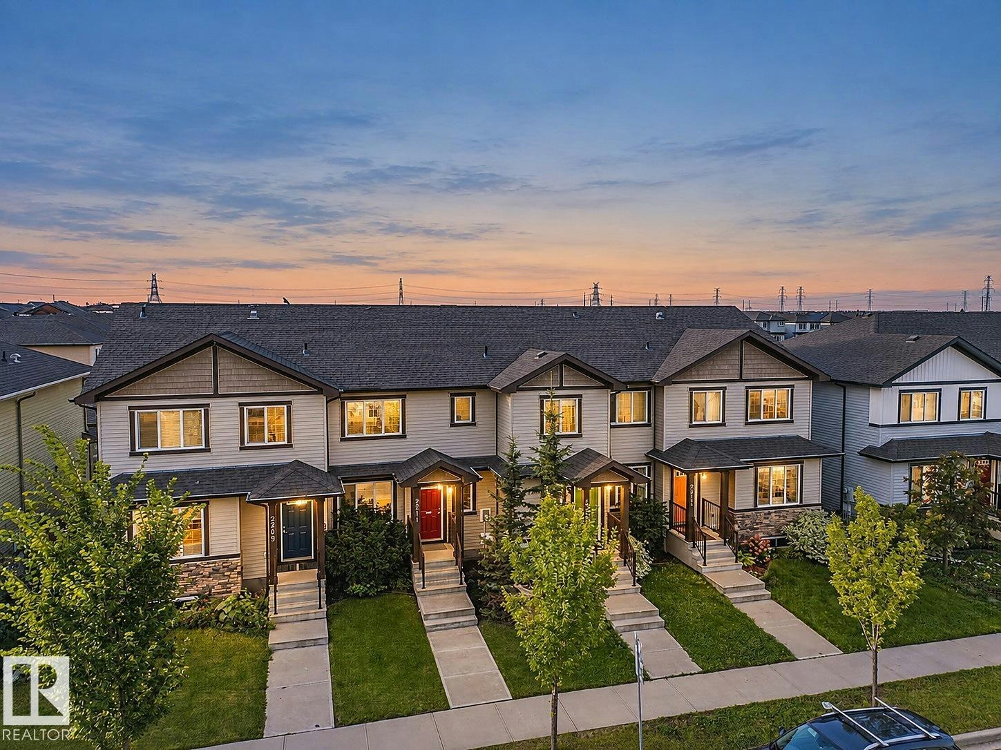 2211 16 Avenue, Edmonton, AB, T6T 2B8