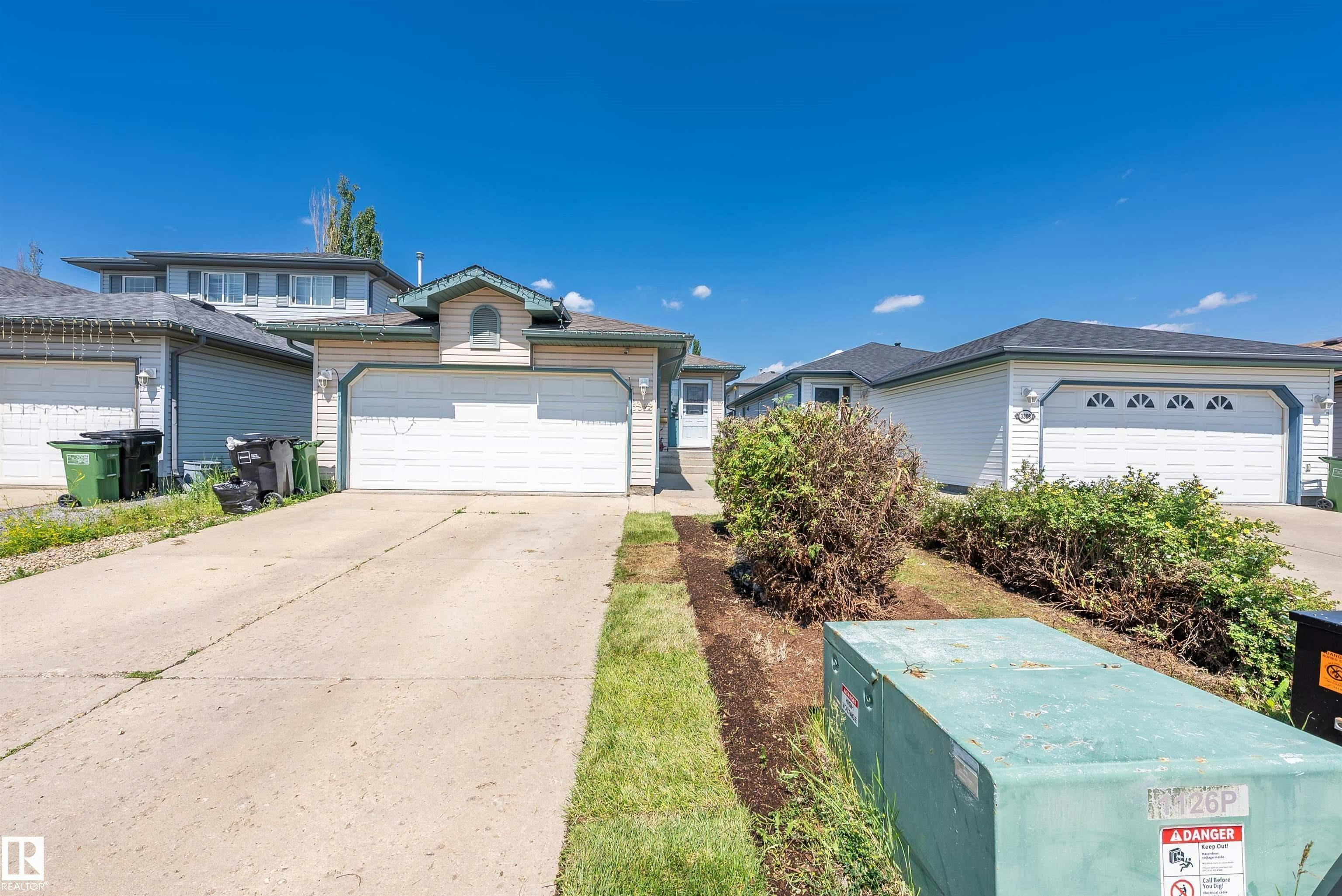3312 27 Ave, Edmonton, AB, T6T 1P7