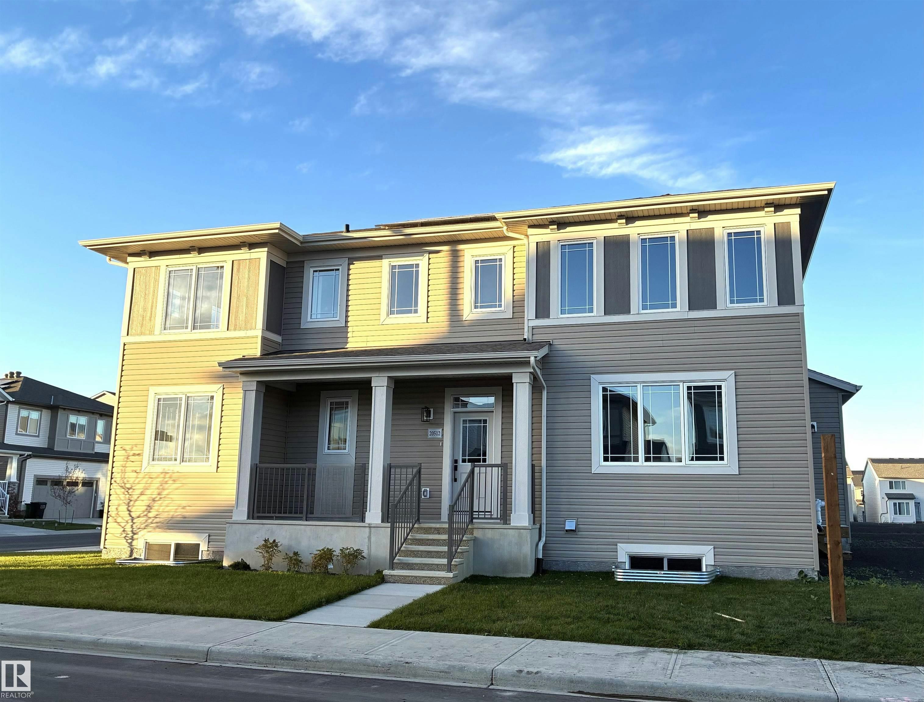 20512 15 Avenue, Edmonton, AB, T6M 3E7