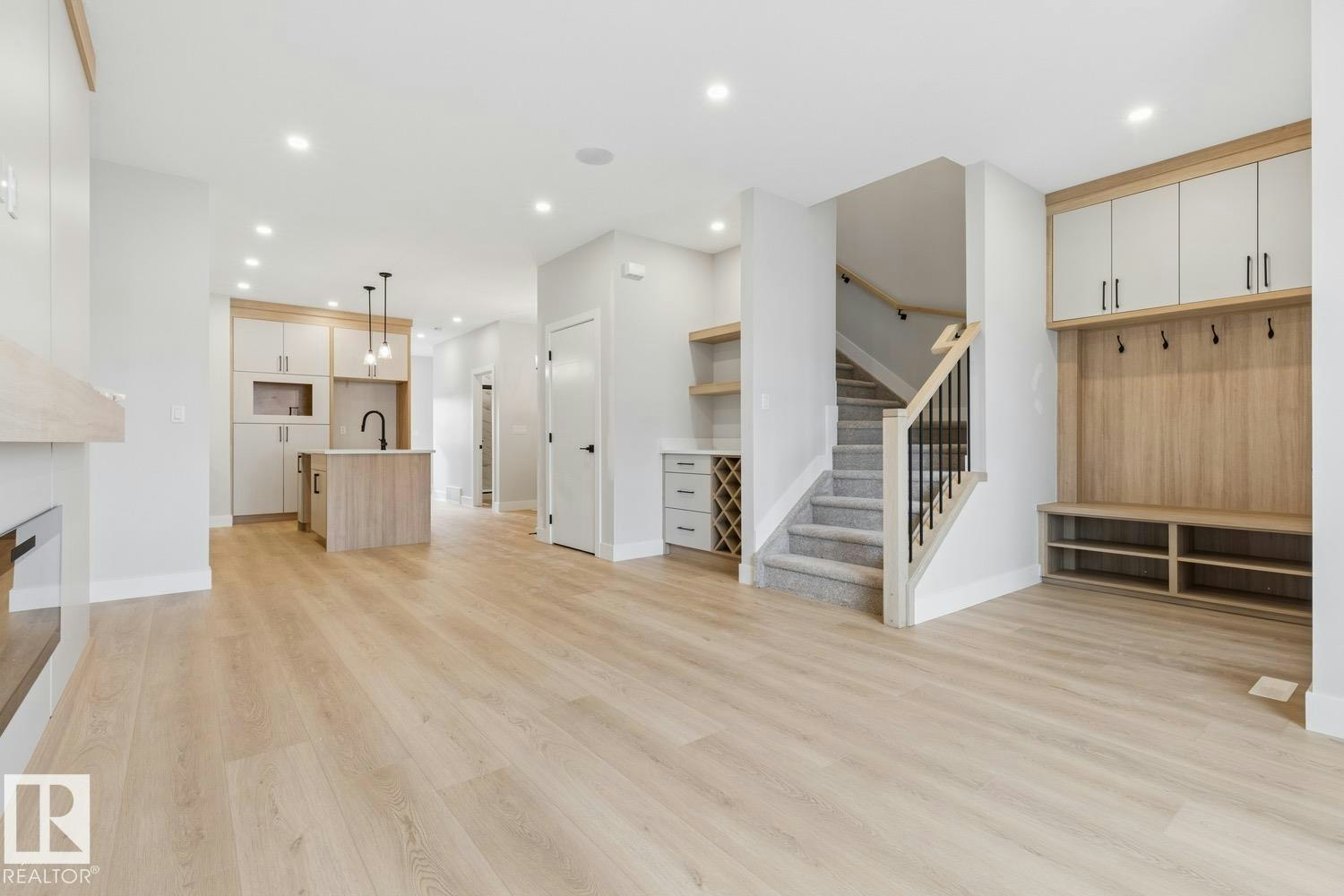 496 Robinson Boulevard - 5