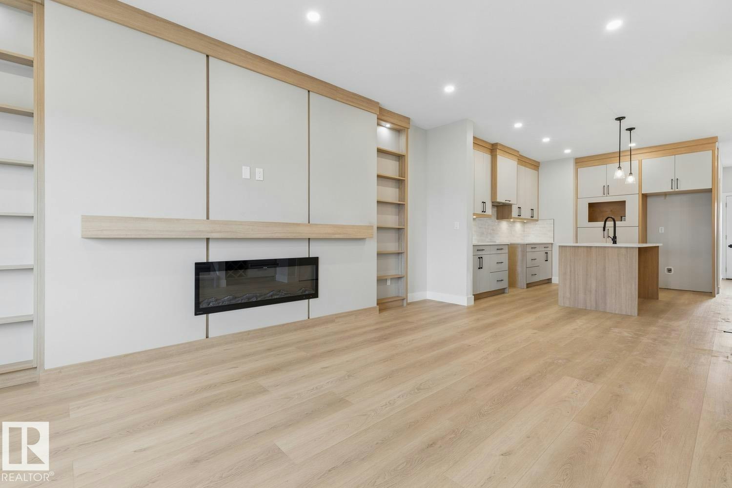 496 Robinson Boulevard - 4