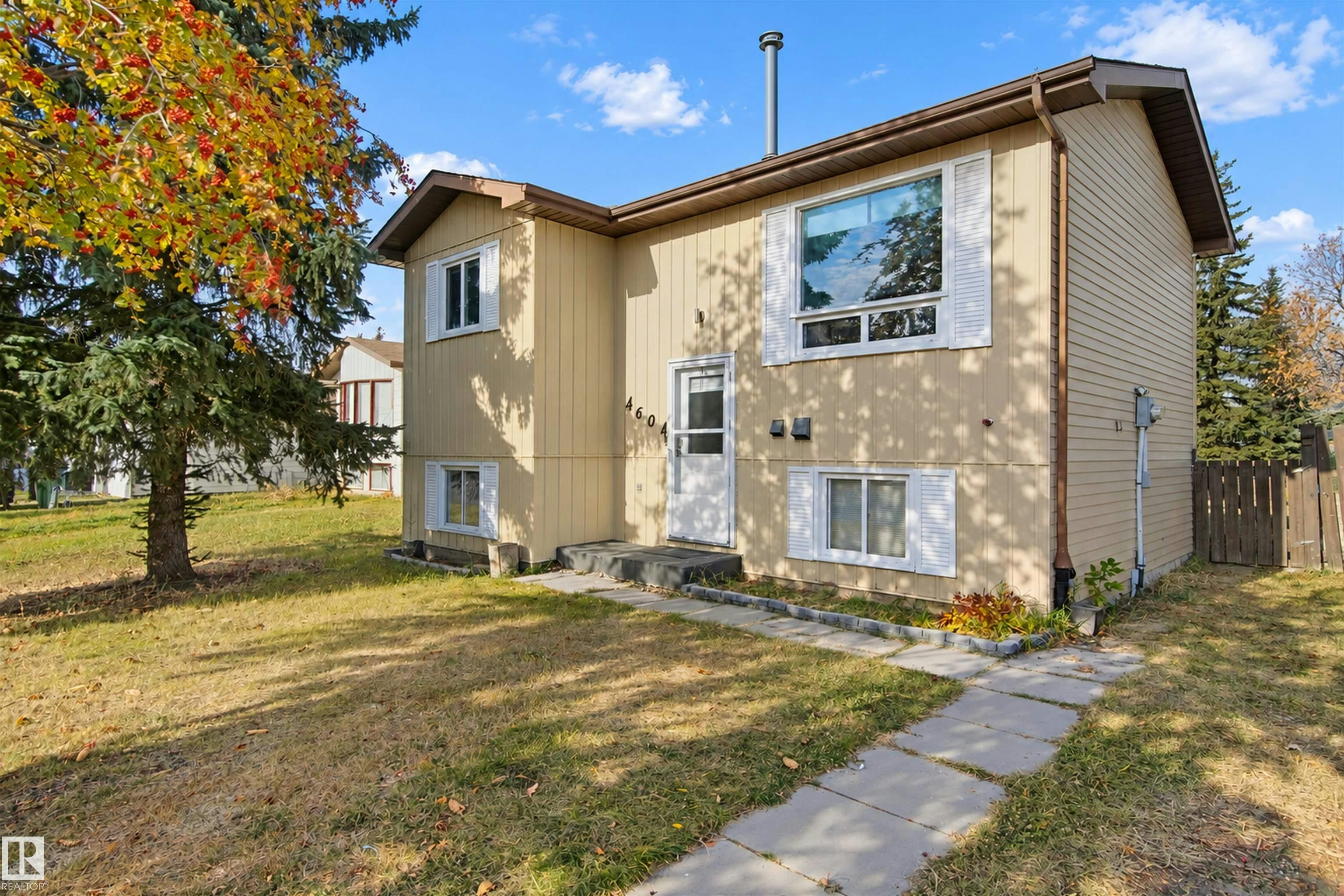 4604 37b Avenue, Edmonton, AB, T6L 3S9