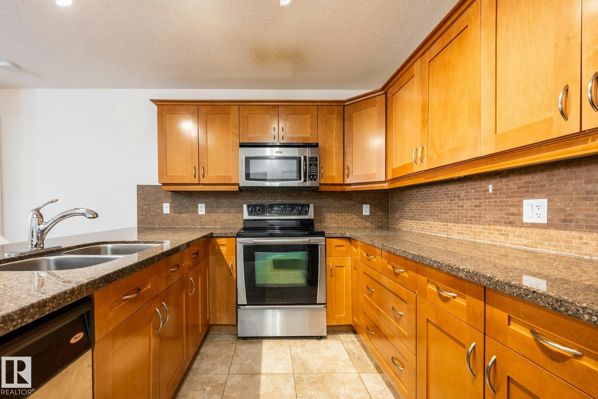 207-400 Palisades Way, Rural Strathcona County, AB, T8H 0H4