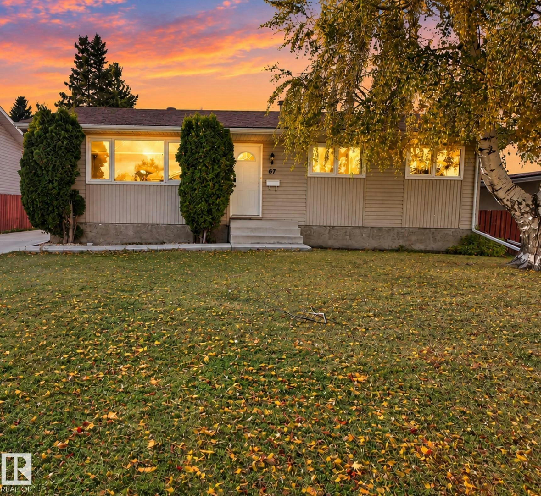 67 Henry Avenue, Edmonton, AB, T5A 2X6