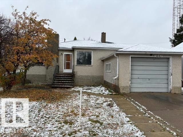5042 49 Avenue, Vegreville, AB, T9C 1L9