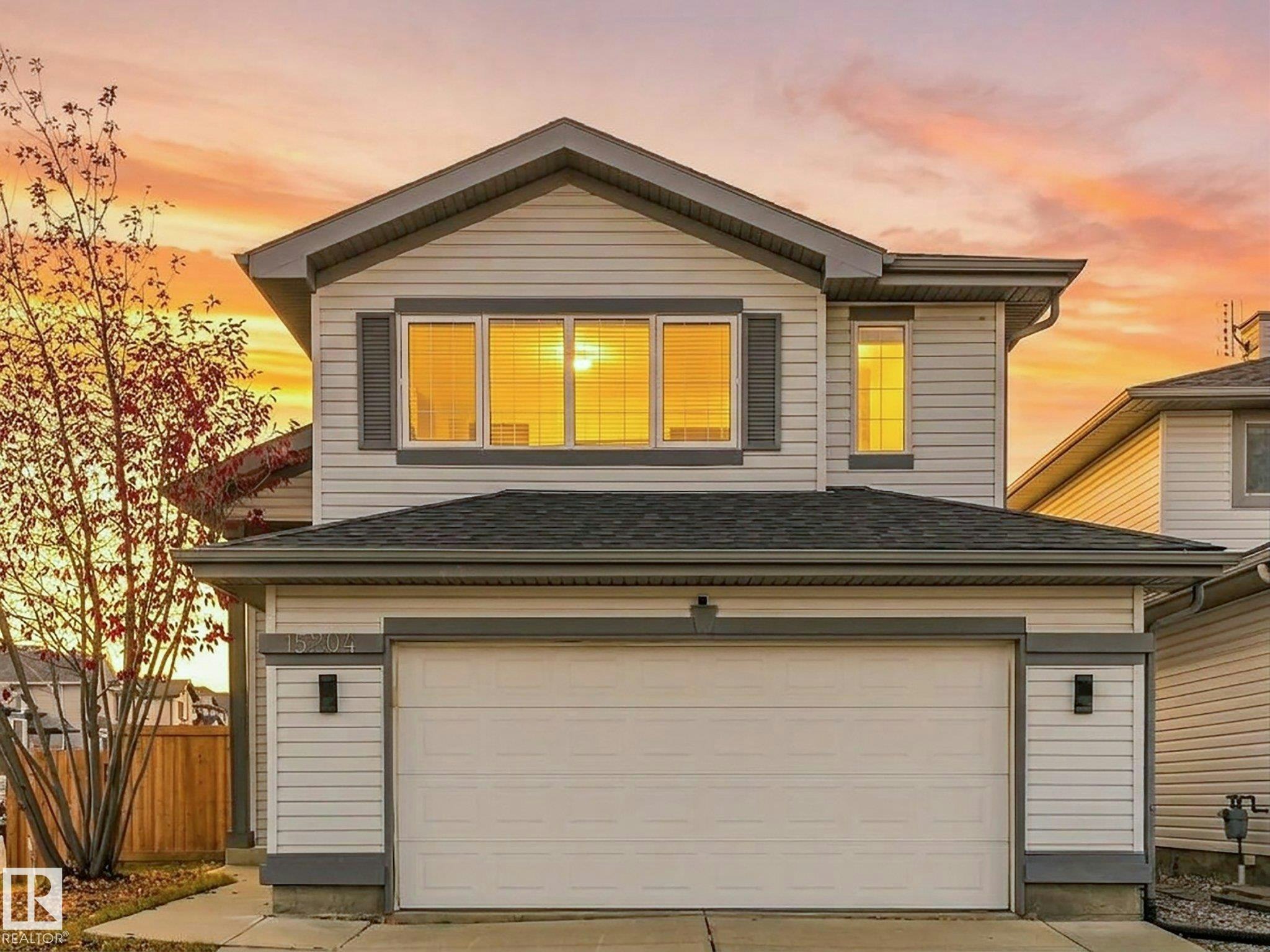 15204 44 Street, Edmonton, AB, T5Y 3C4