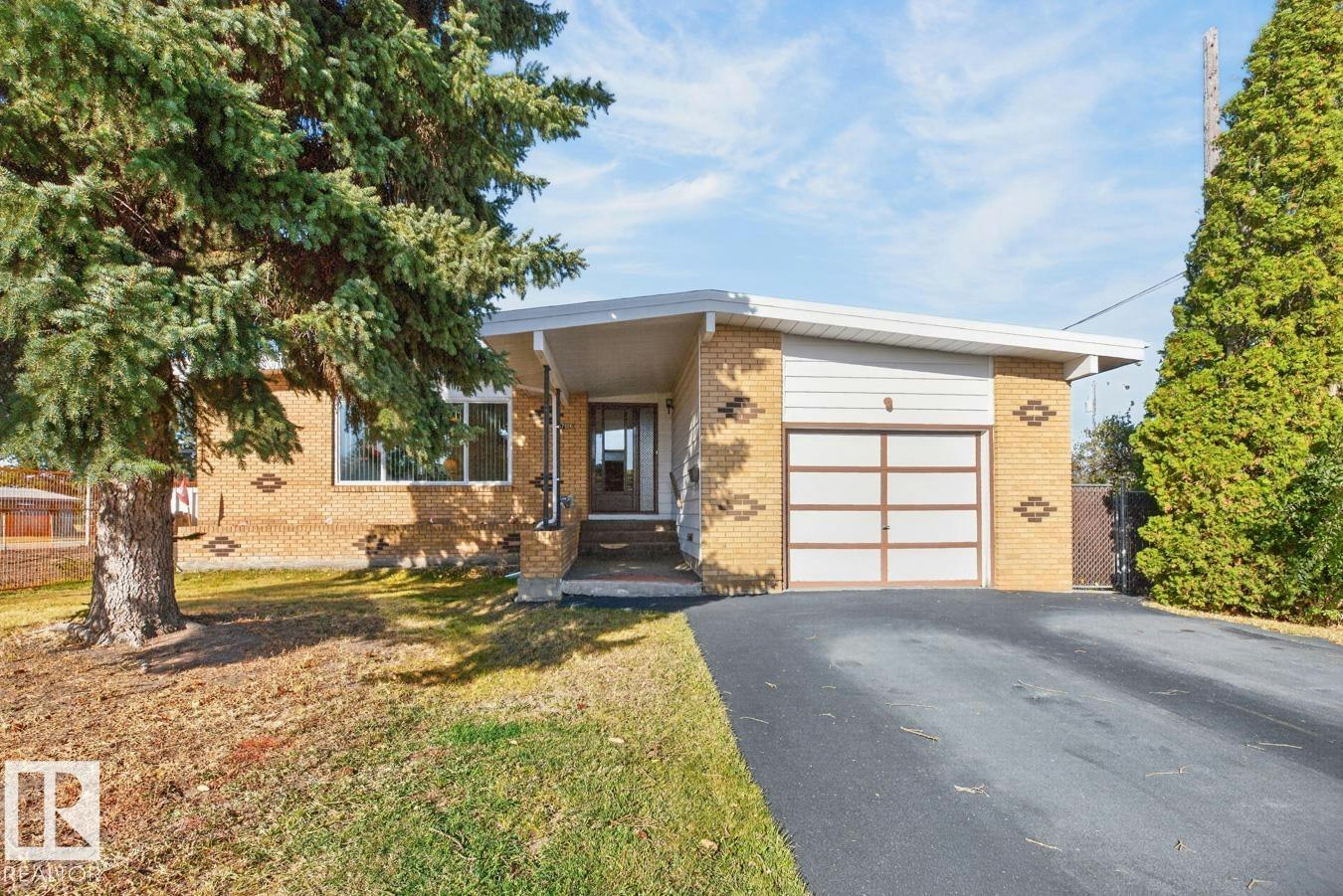7016 86 Avenue, Edmonton, AB, T6B 0K2