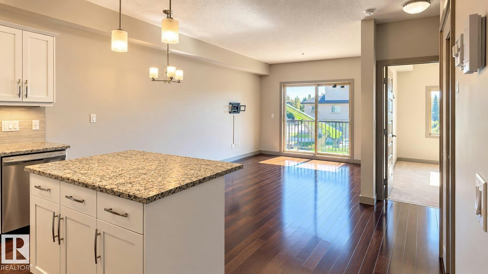 201-10530 56 Avenue, Edmonton, AB, T6H 0X7