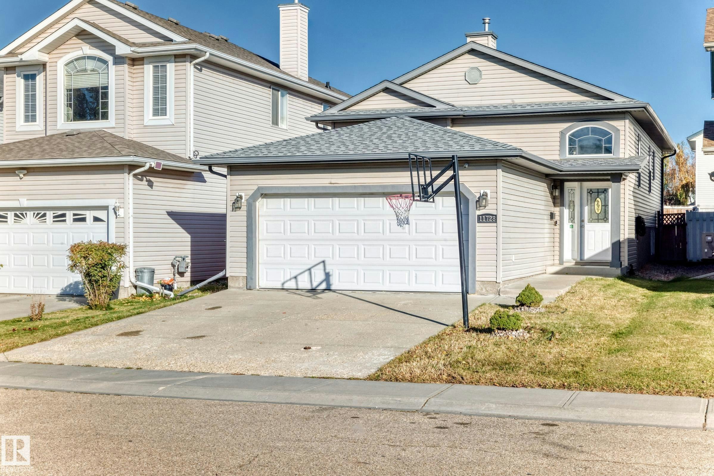 11728 169 Avenue, Edmonton, AB, T5X 6K3