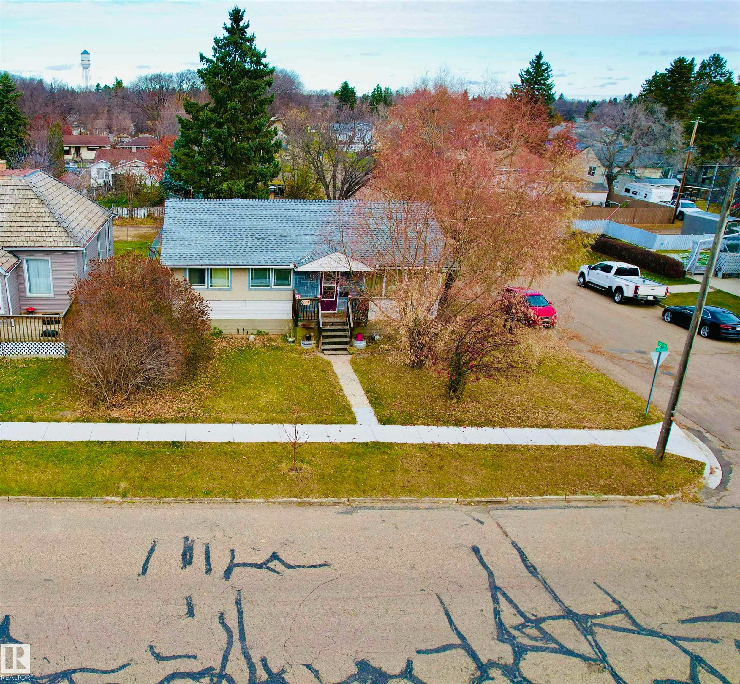 5502 45 Avenue, Wetaskiwin, AB, T9A 0G2