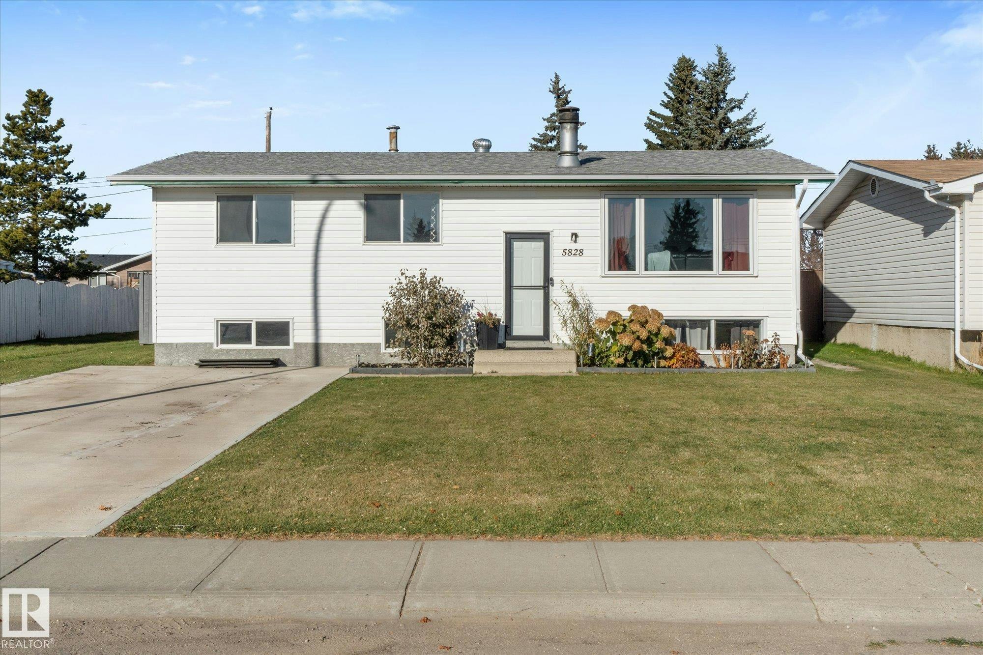 5828 51 Avenue, Redwater, AB, T0A 2W0