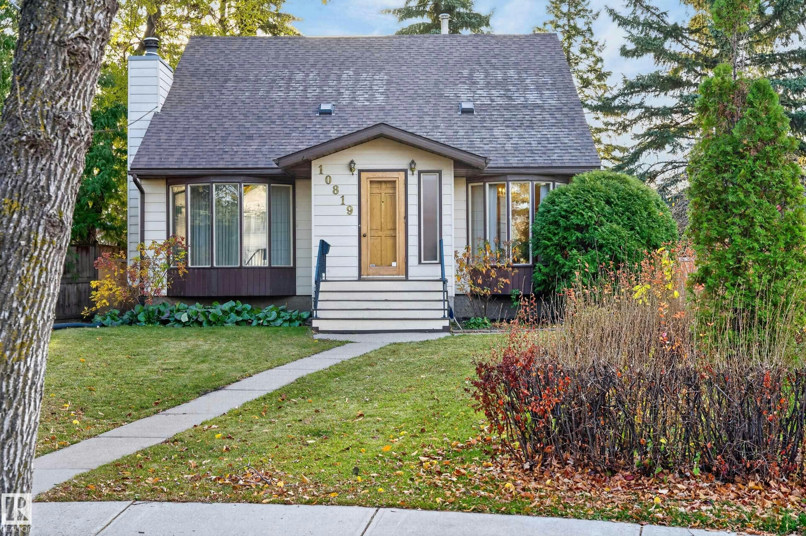10819 131 Street, Edmonton, AB, T5M 1B3