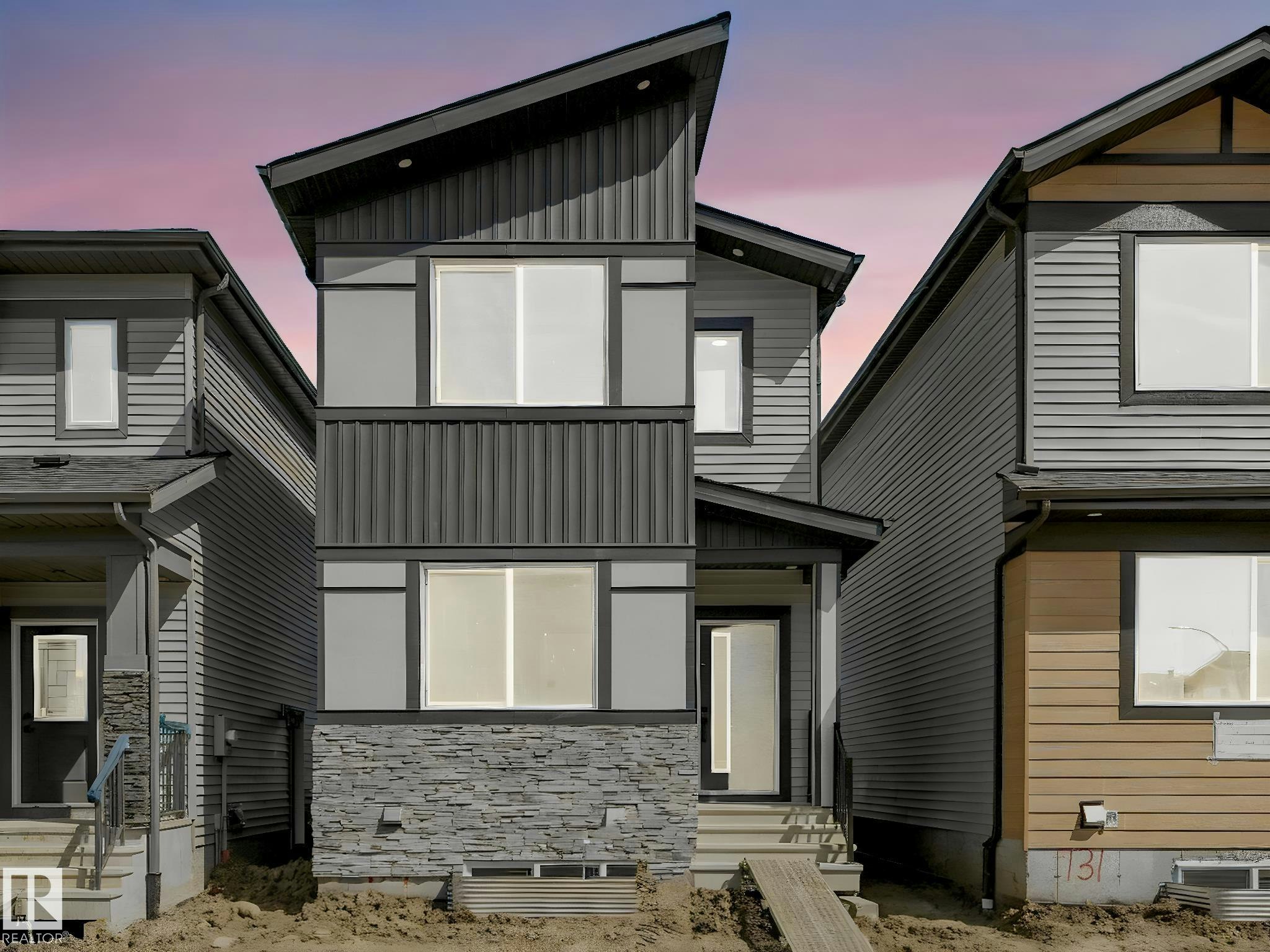 735 30 Street, Edmonton, AB, T6X 3M3