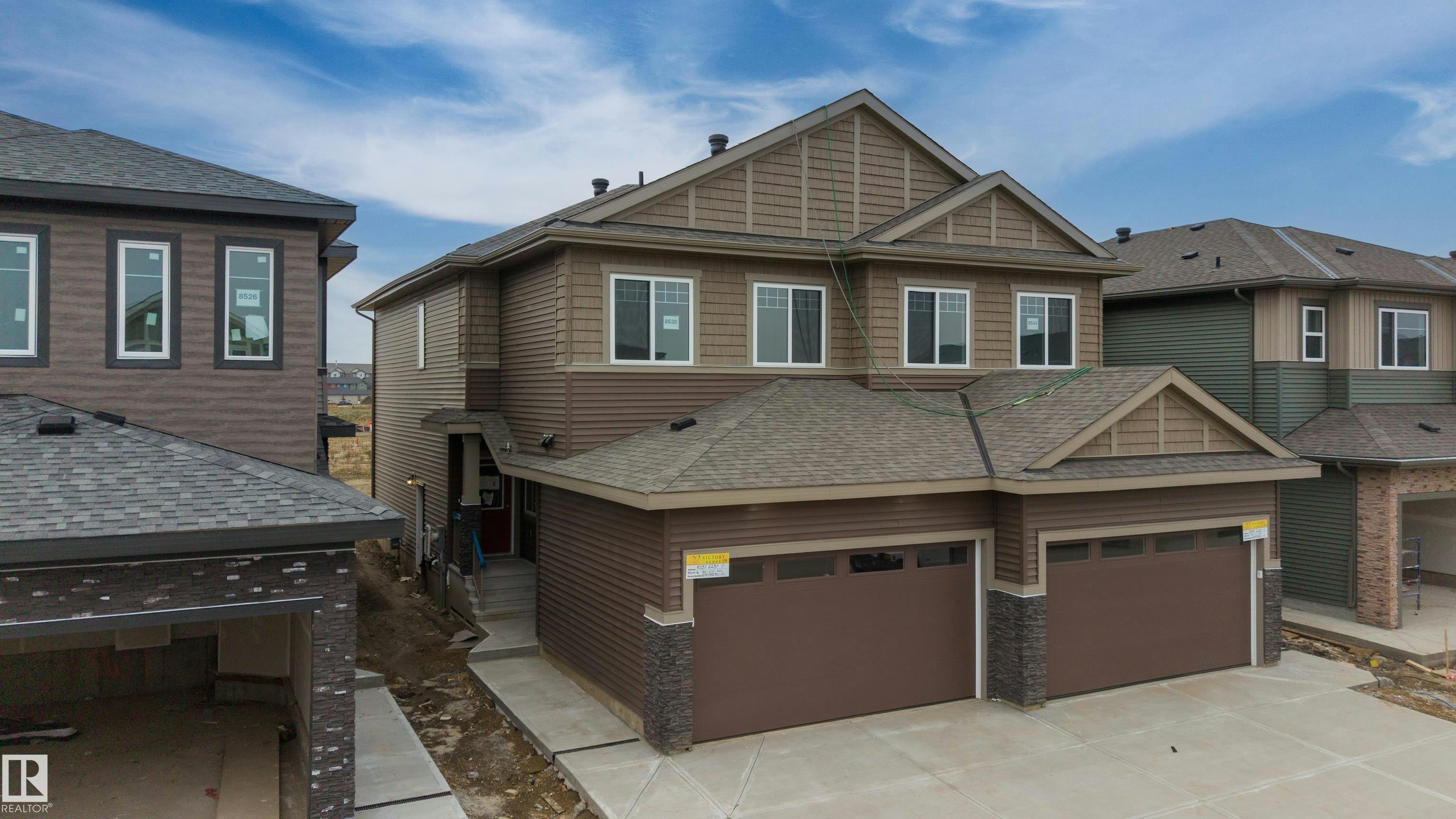 8530 223a Street, Edmonton, AB, T5T 8A2