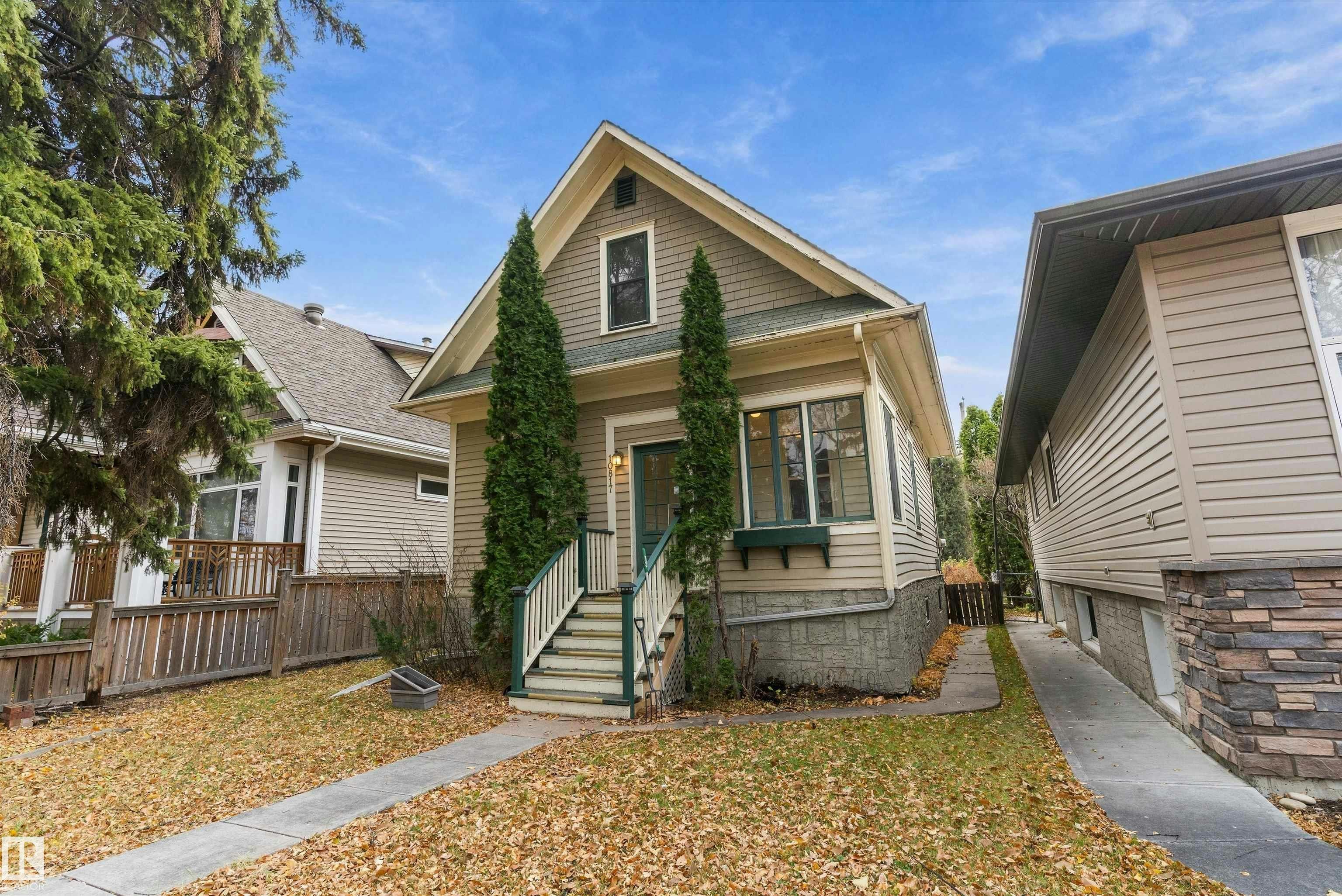 10817 74 Avenue, Edmonton, AB, T6E 1G8