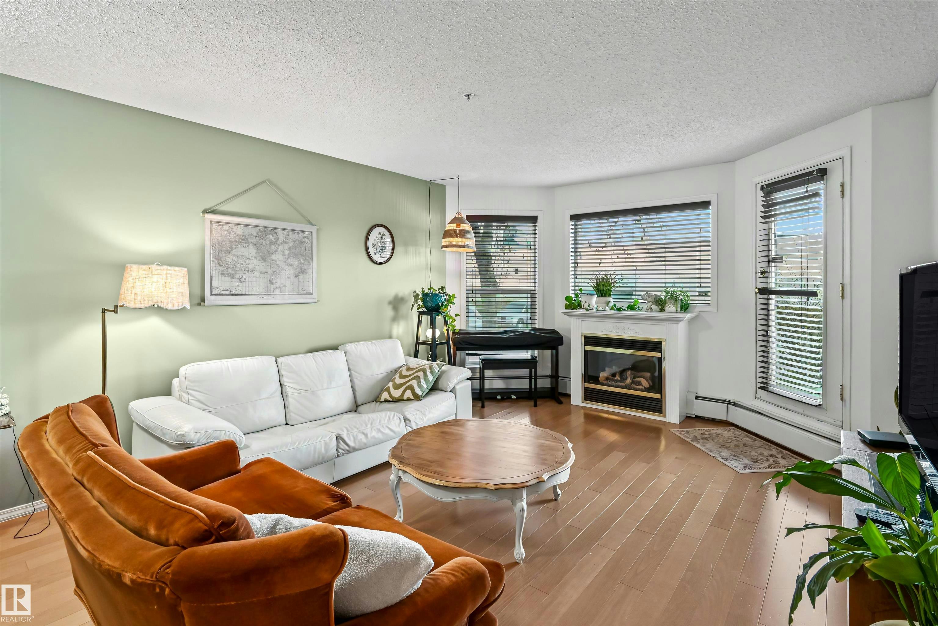 109-10511 42 Avenue, Edmonton, AB, T6J 7G8