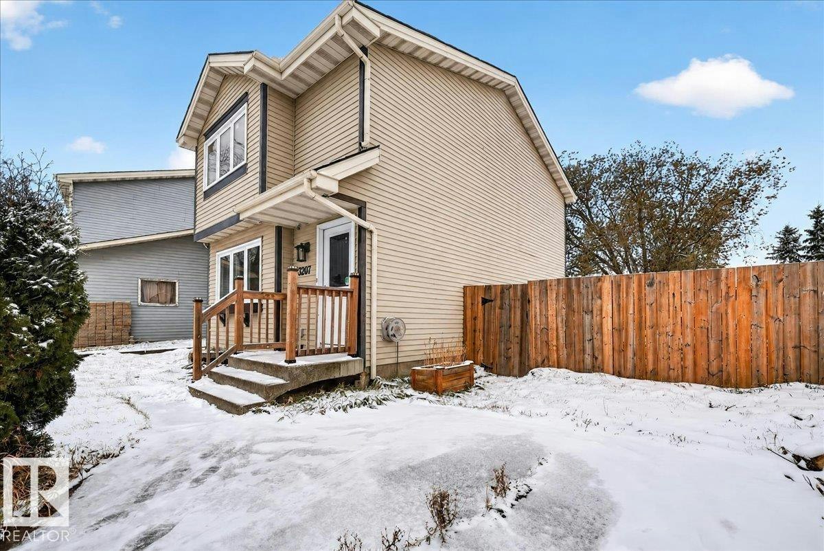 3207 46 Street - 2
