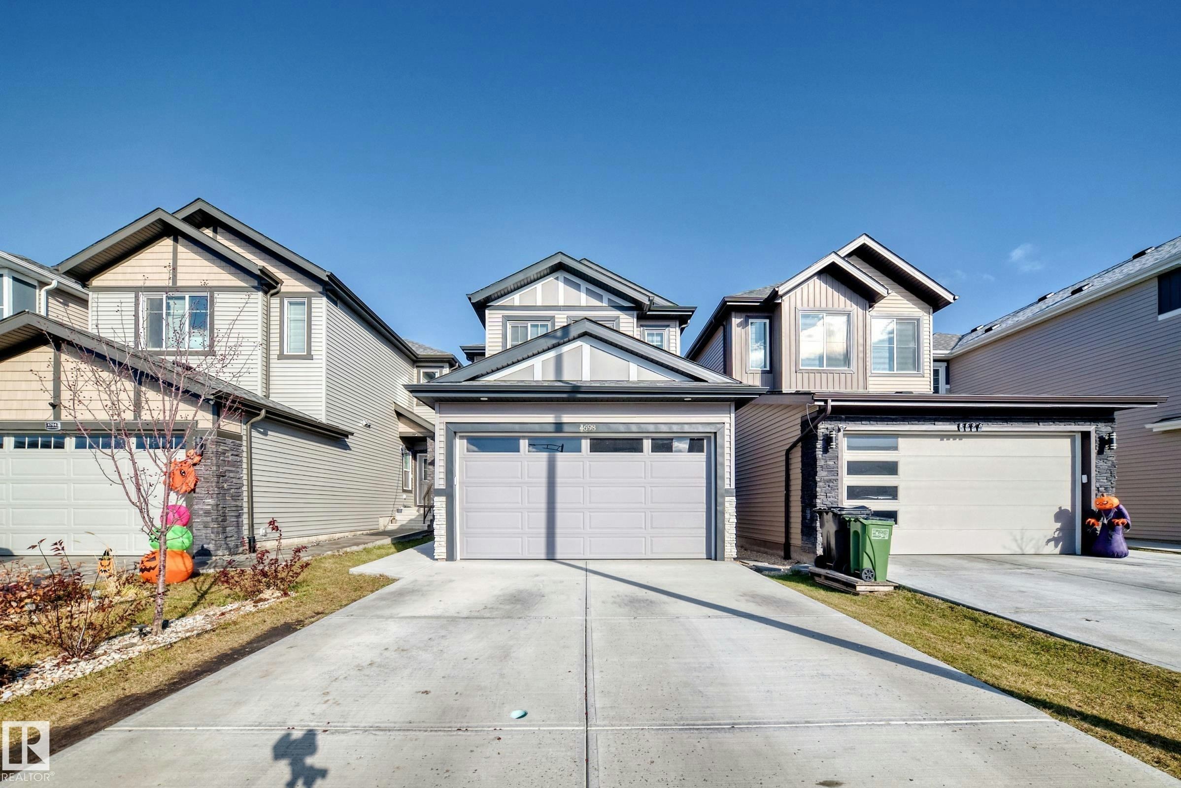4698 177 Avenue, Edmonton, AB, T5Y 4G4
