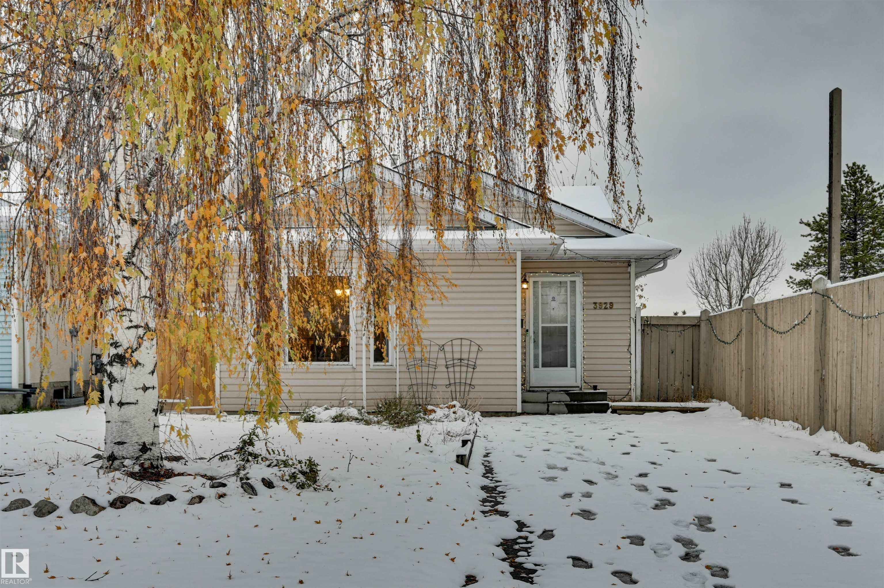 3929 25 Avenue, Edmonton, AB, T6L 4M6