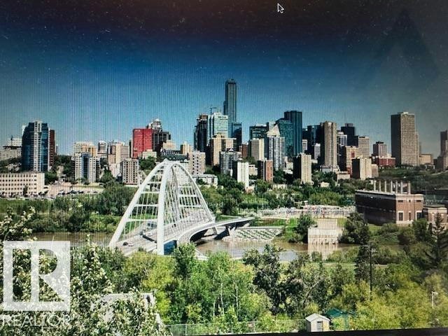 205-10545 Saskatchewan Drive NW, Edmonton, AB, T6E 6C6