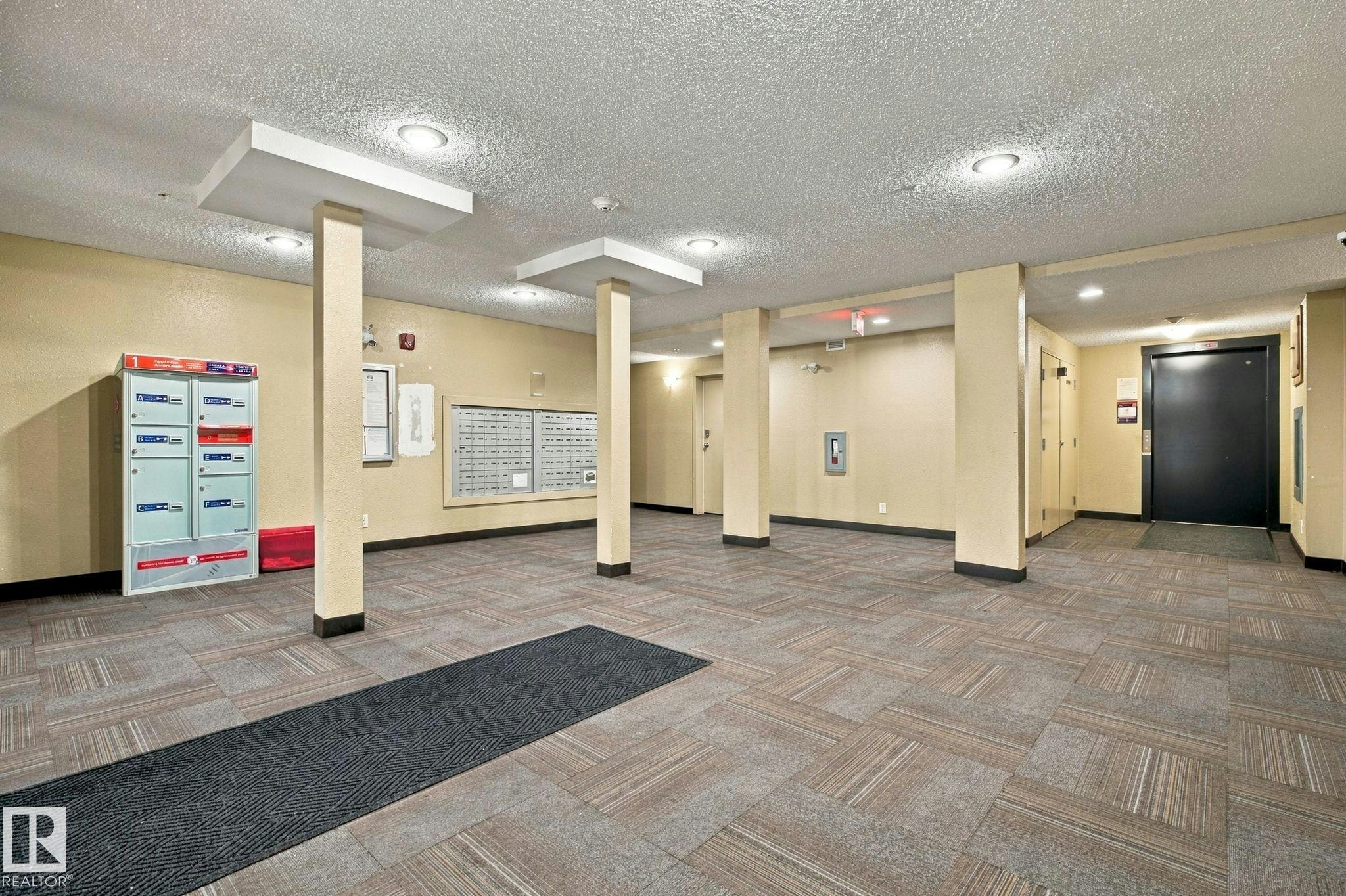 218-530 Watt Boulevard - 5