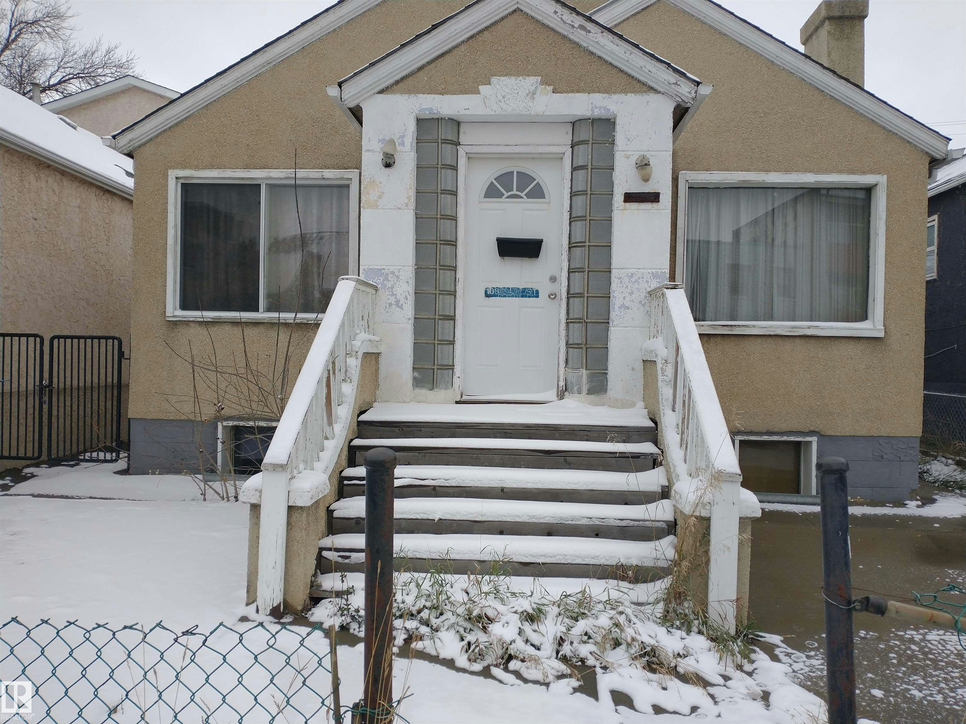 10863 97 Street, Edmonton, AB, T5H 2M6