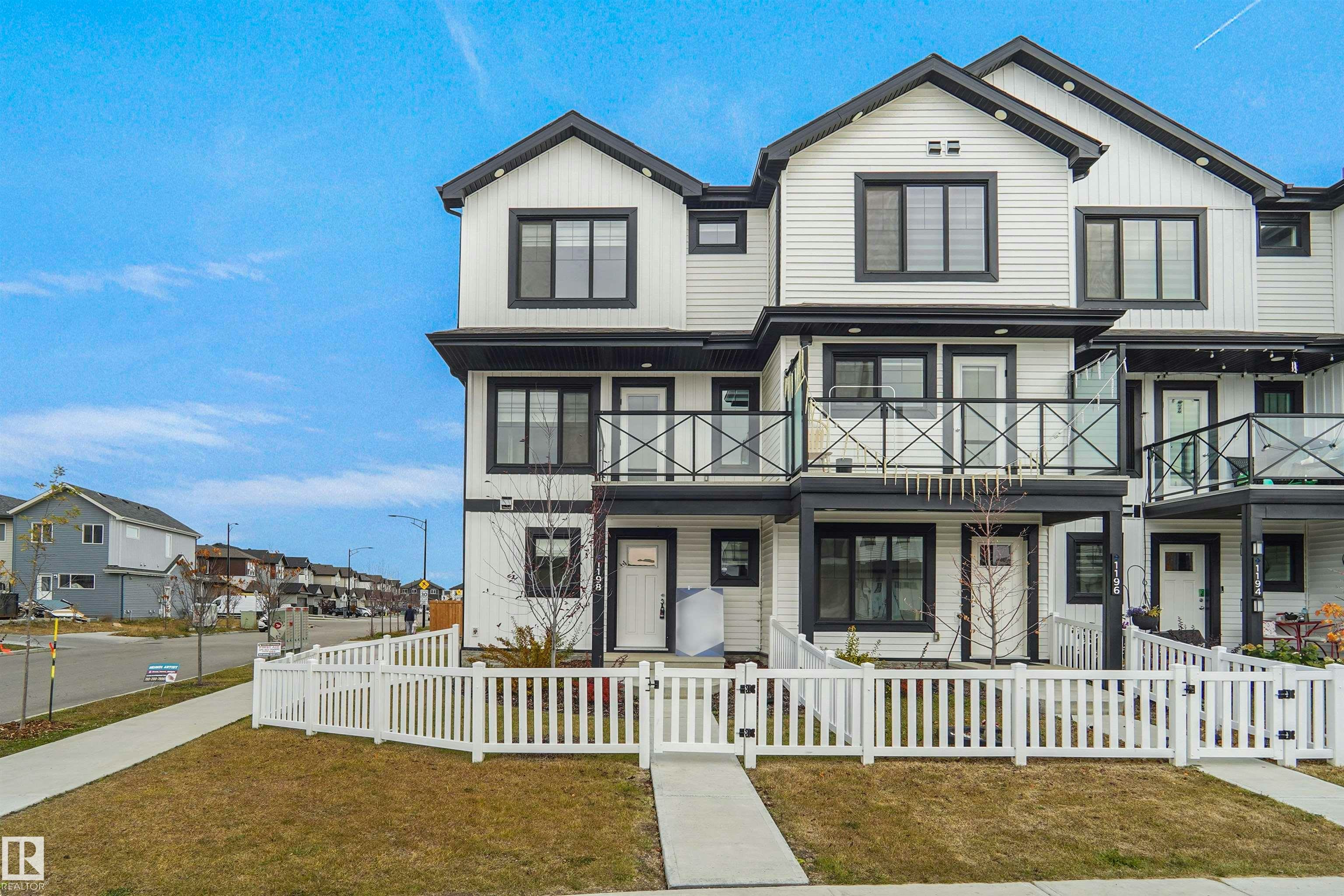1198 Aster Boulevard, Edmonton, AB, T6T 2N8