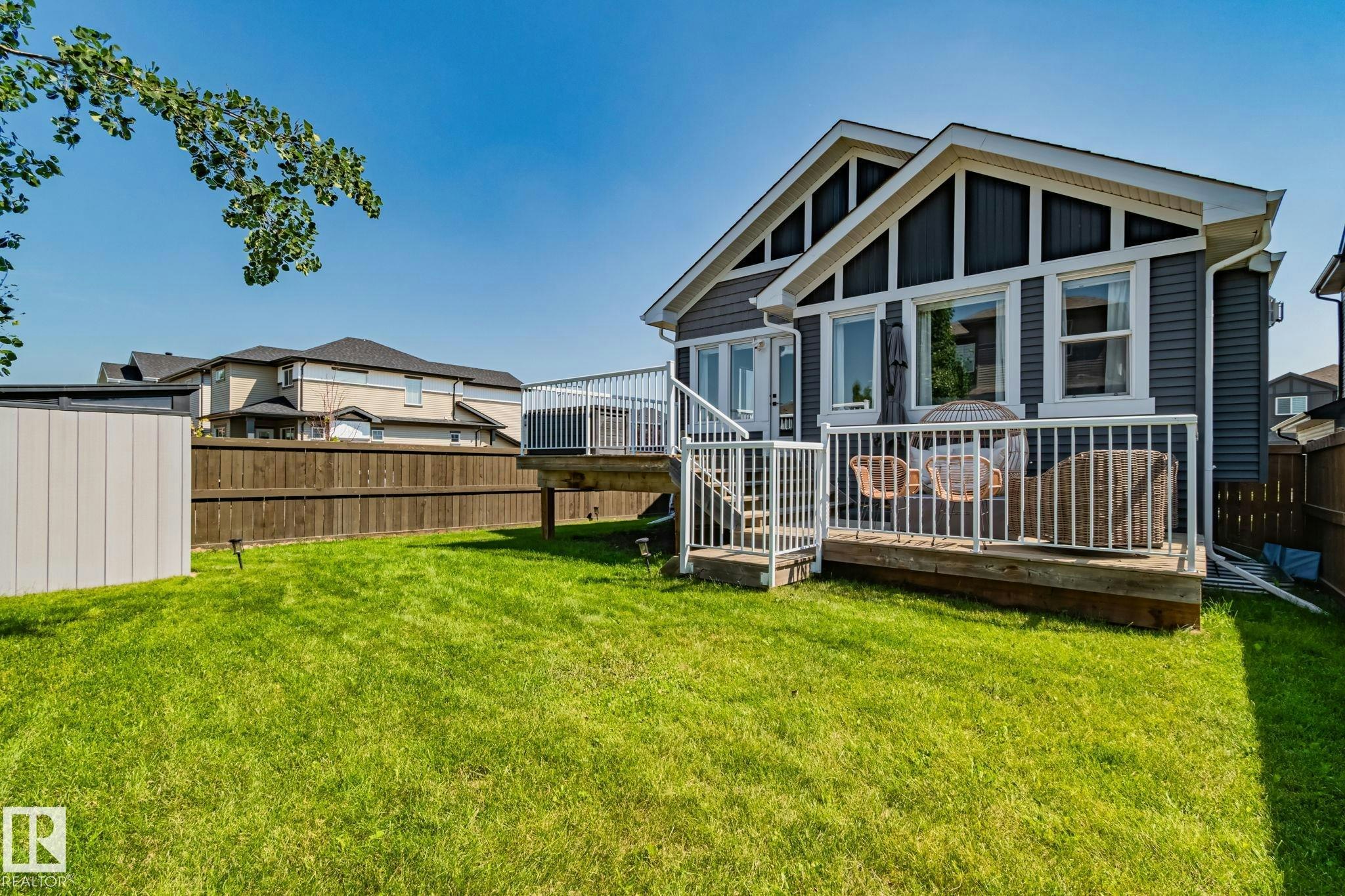 9724 223 Street, Edmonton, AB, T5T 7B7