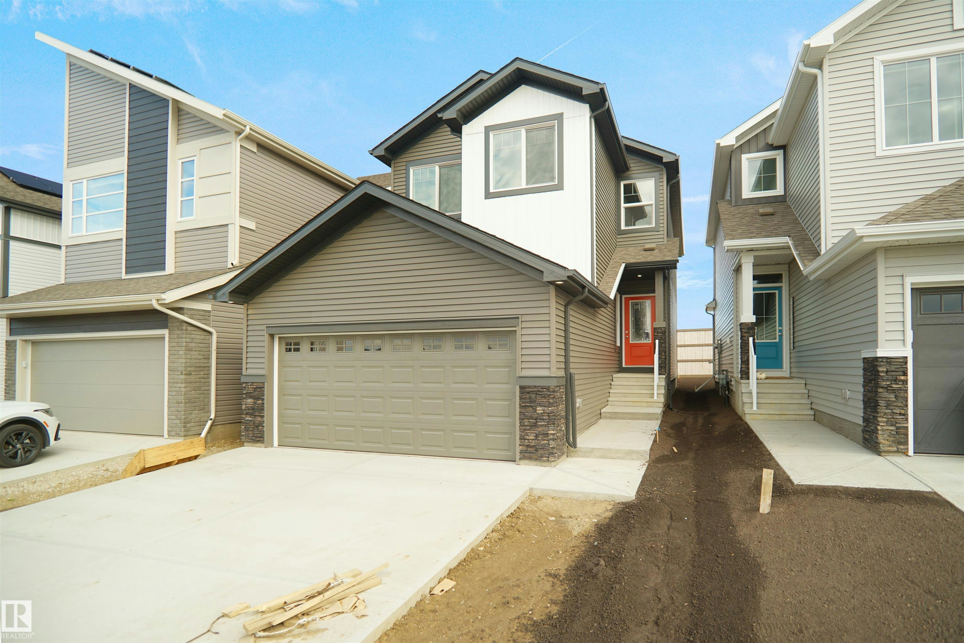 6327 175 Avenue, Edmonton, AB, T5Z 0V6