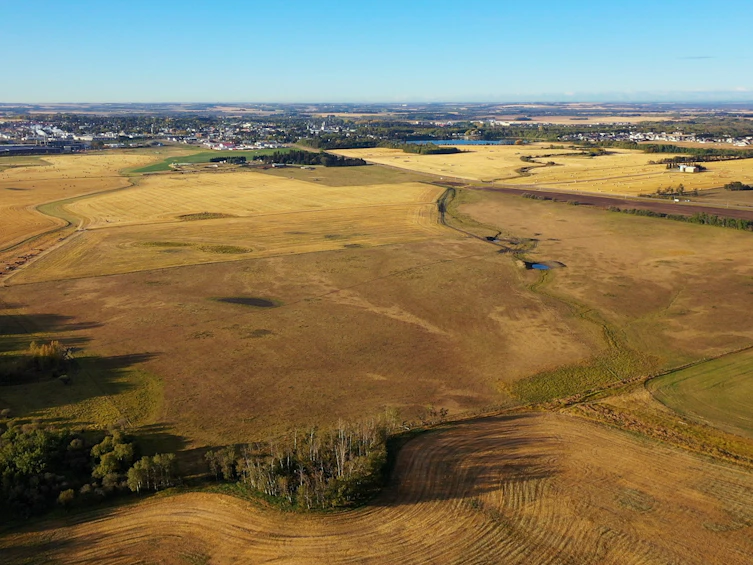 6360 C & E Trail, Innisfail, AB, T4G 0G9 - 5