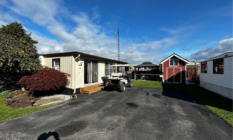 33-92 Clubhouse Road