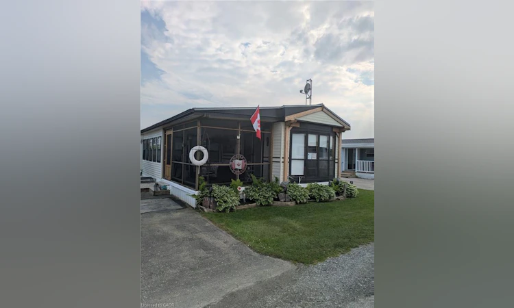 51-92 Clubhouse Road