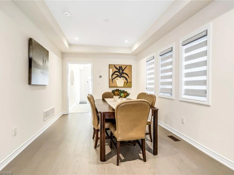 3916 Koenig Road, Burlington, ON, L7M 0Z5 - 5